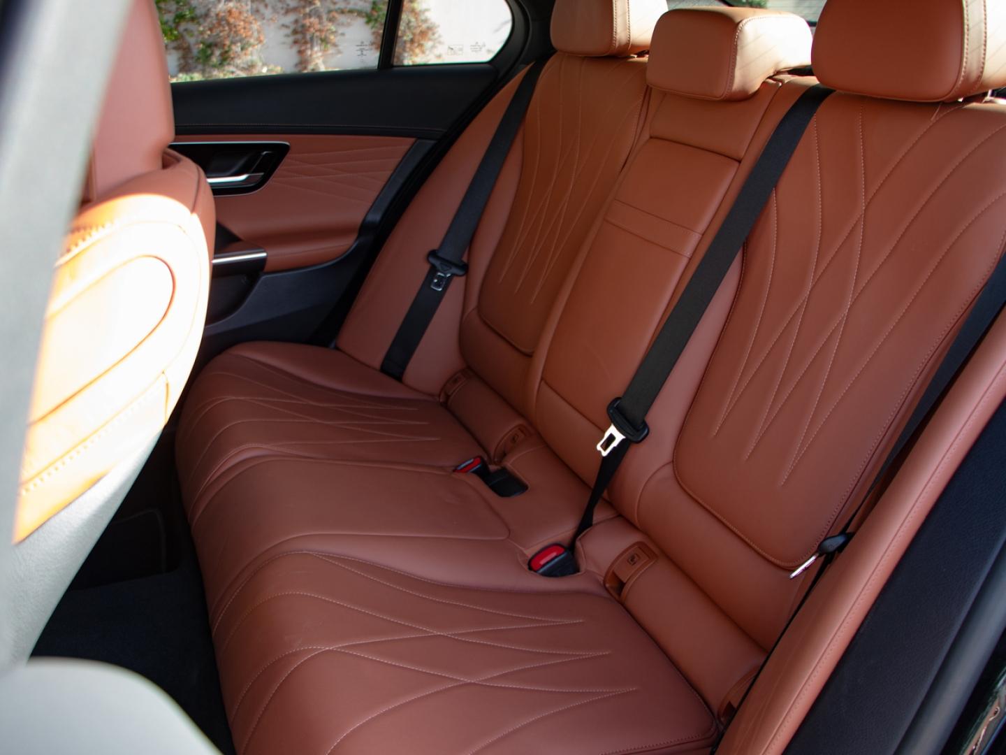 Image MERCEDES-BENZ Classe C 300 e 204+129ch AMG Line