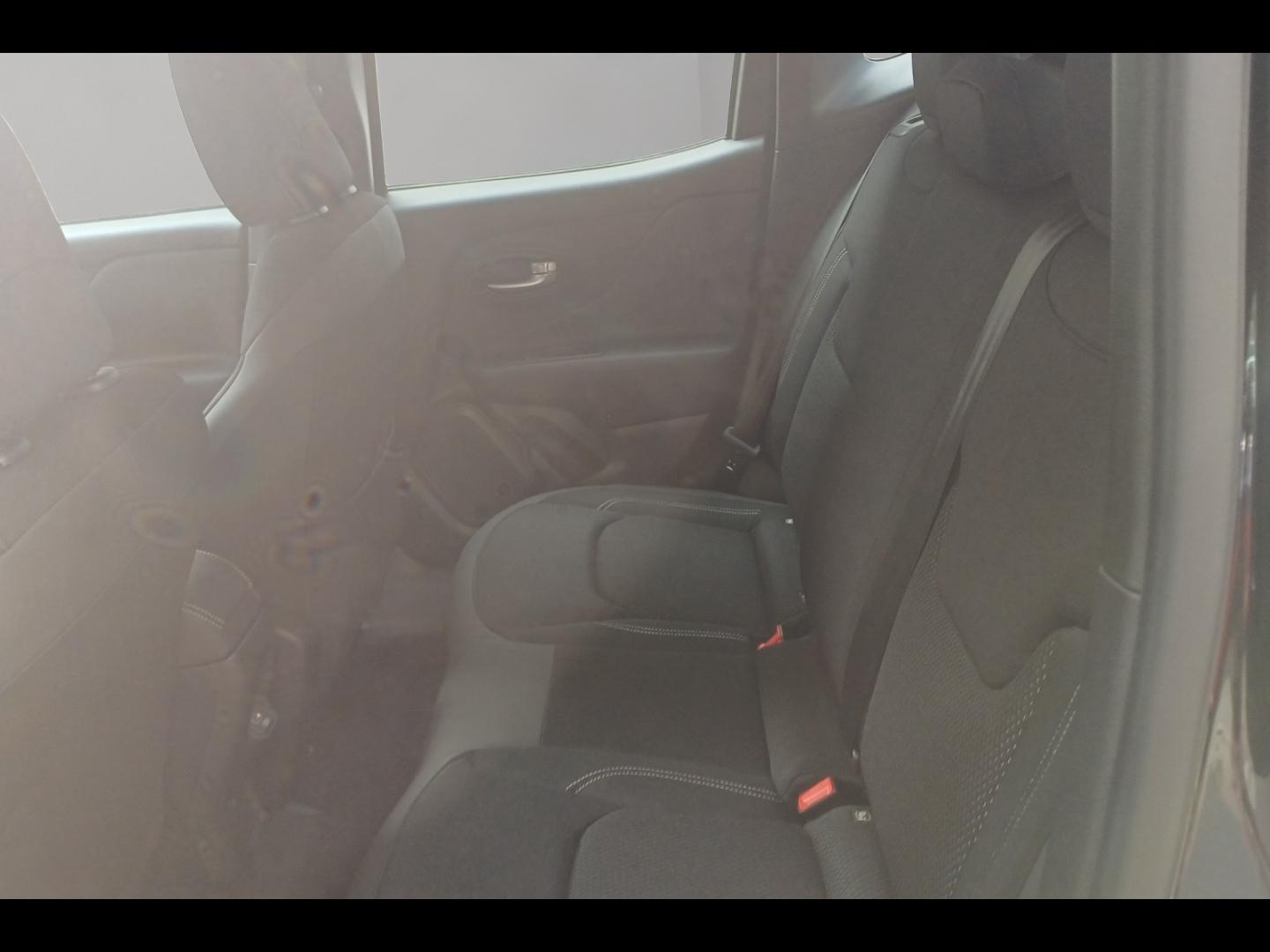 Image JEEP Renegade 1.5 Turbo T4 130ch MHEV Altitude BVR7