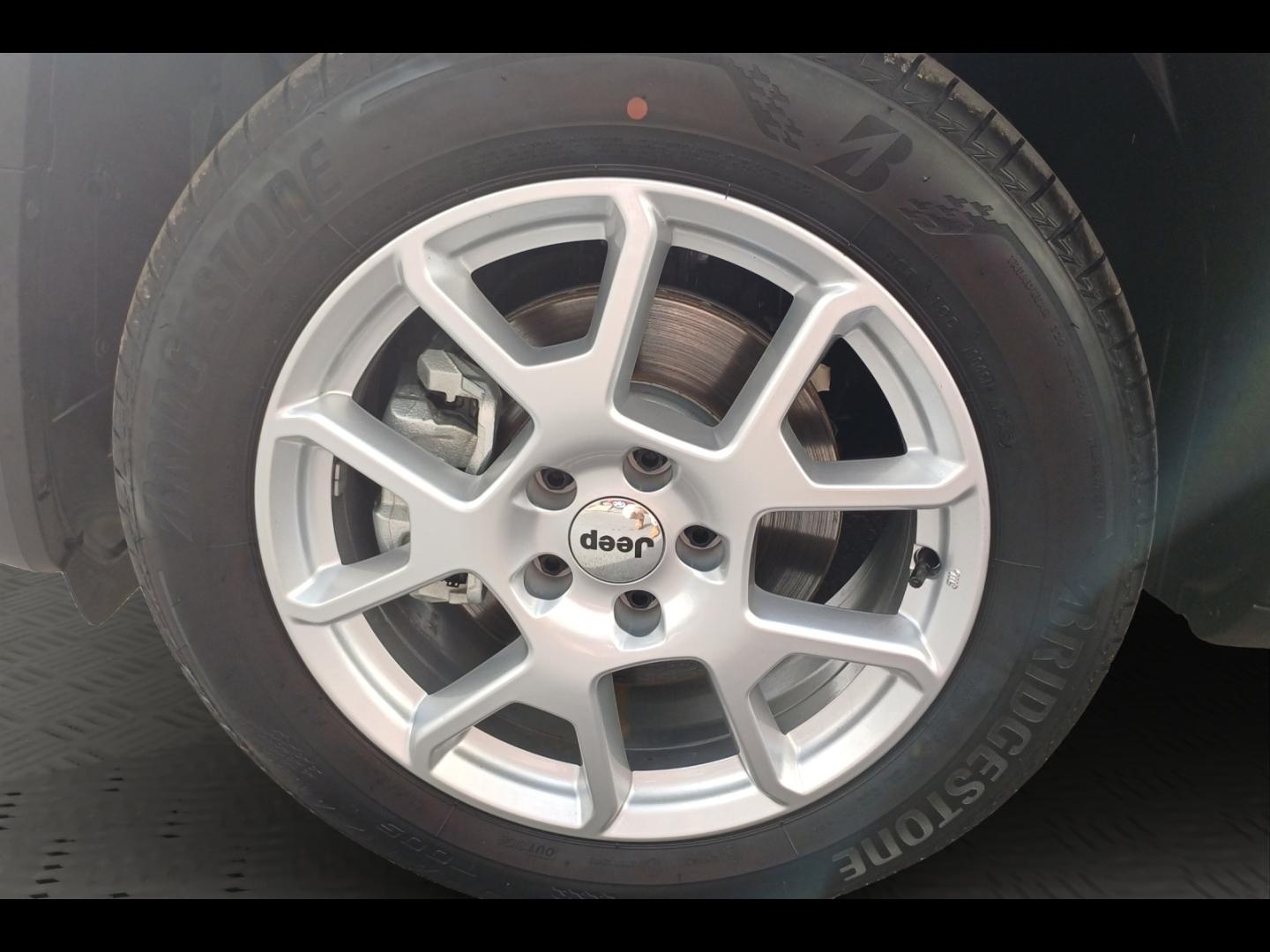 Image JEEP Renegade 1.5 Turbo T4 130ch MHEV Altitude BVR7