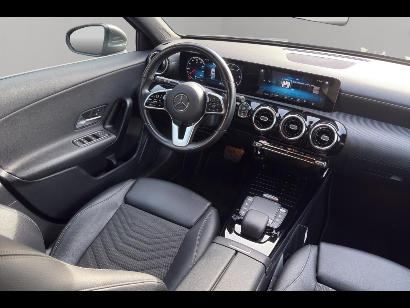 Image MERCEDES-BENZ Classe A 180d 116ch Style Line 8G-DCT