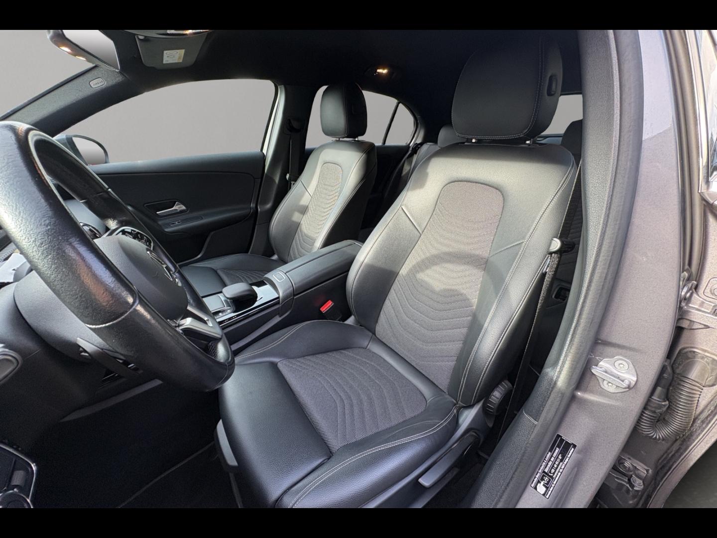 Image MERCEDES-BENZ Classe A 180d 116ch Style Line 8G-DCT