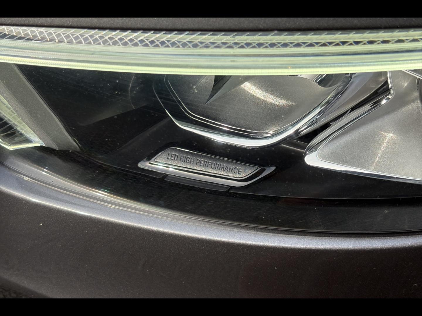 Image MERCEDES-BENZ Classe A 180d 116ch Style Line 8G-DCT