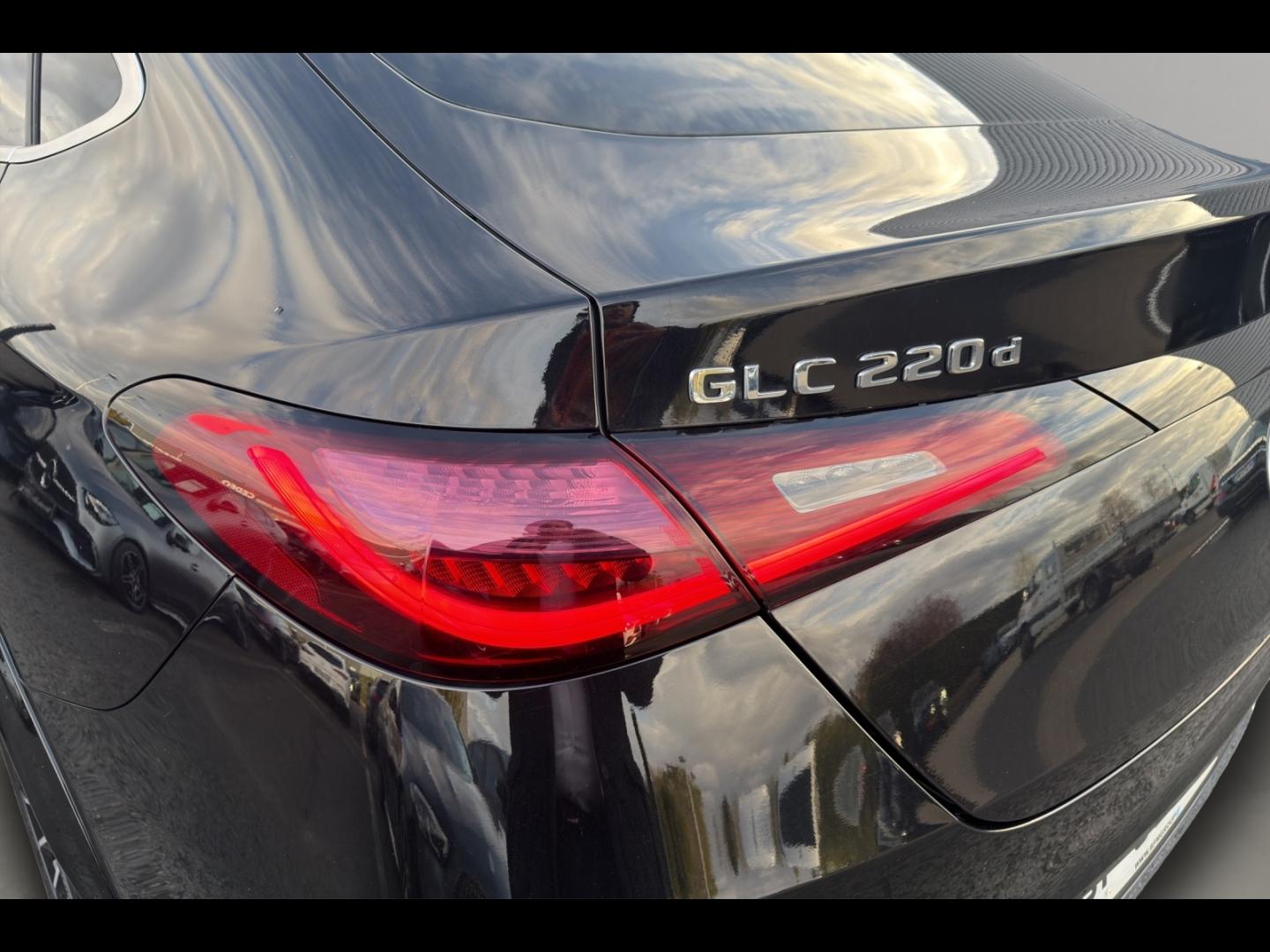 Image MERCEDES-BENZ GLC Coupé 220 d 197ch AMG Line 4Matic 9G-Tronic