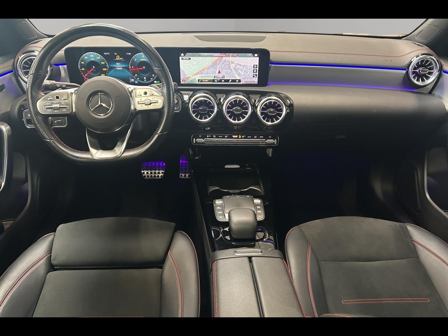 Image MERCEDES-BENZ CLA Shooting Brake 200 d 150ch AMG Line 8G-DCT