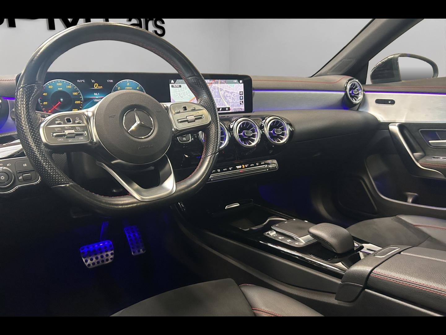 Image MERCEDES-BENZ CLA Shooting Brake 200 d 150ch AMG Line 8G-DCT