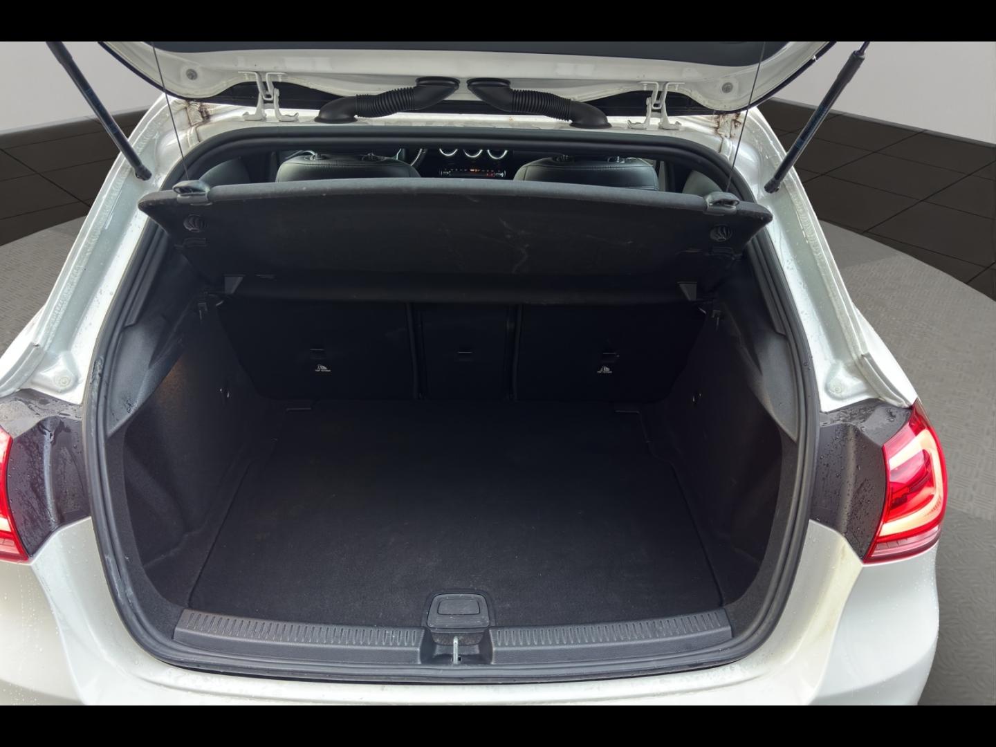 Image MERCEDES-BENZ Classe A 180 d 116ch Progressive Line 7G-DCT