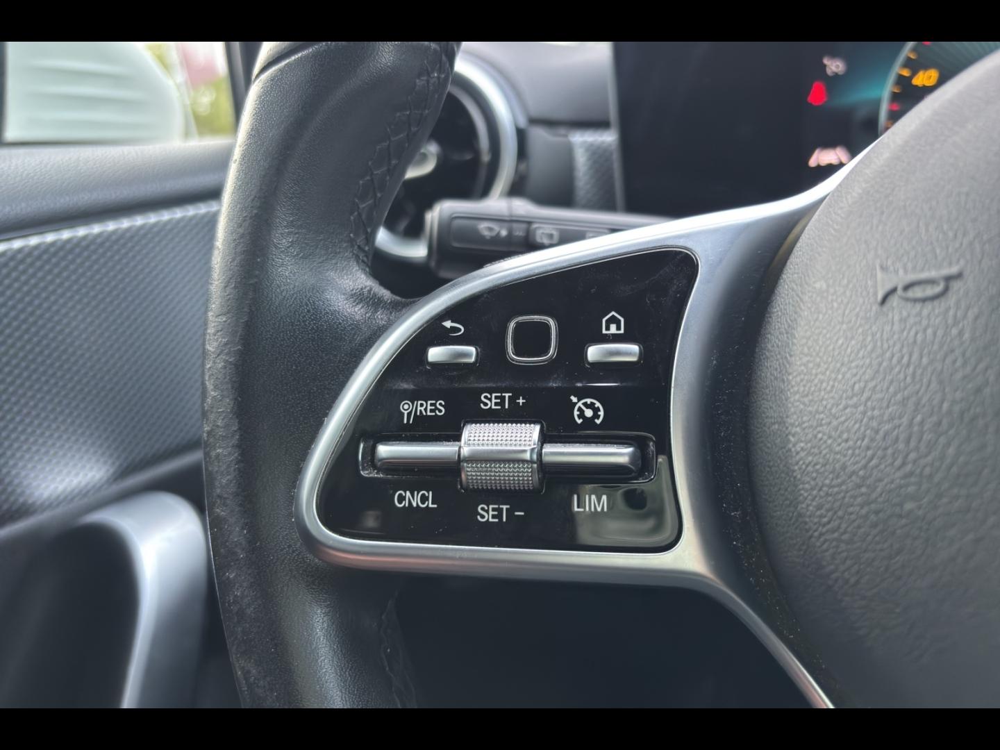 Image MERCEDES-BENZ Classe A 180 d 116ch Progressive Line 7G-DCT