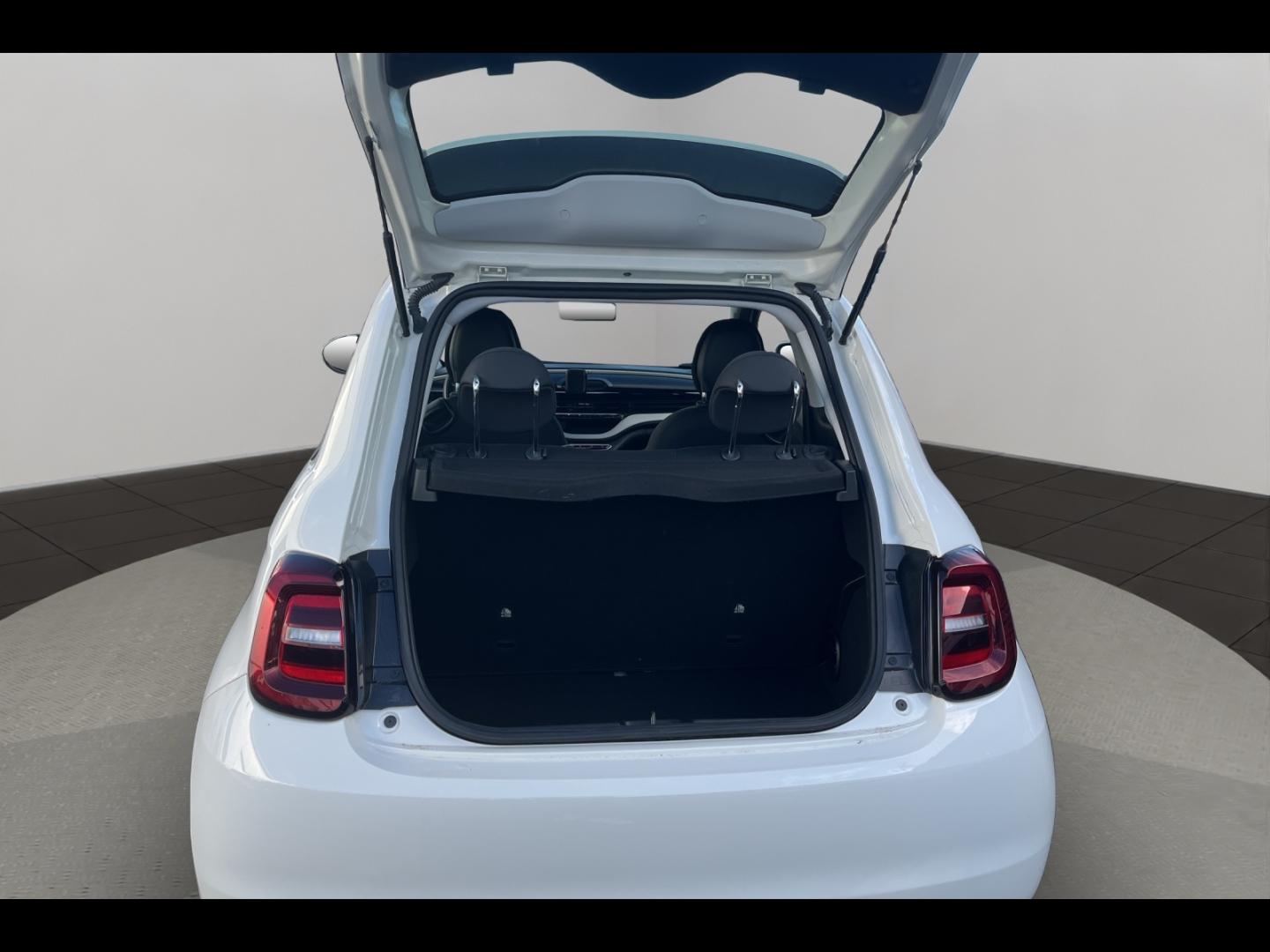 Image FIAT 500 e 95ch Action