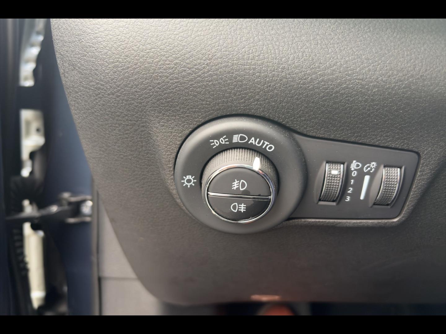 Image JEEP Compass 1.5 Turbo T4 130ch MHEV Summit 4x2 BVR7