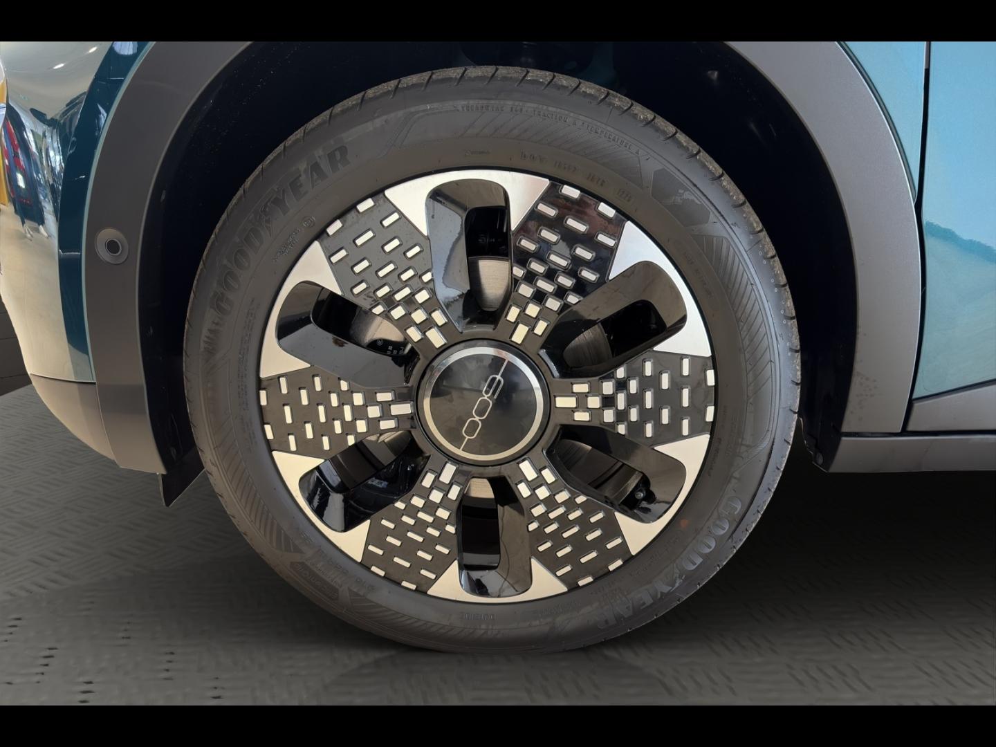 Image FIAT 600 e 156ch 54kWh La Prima