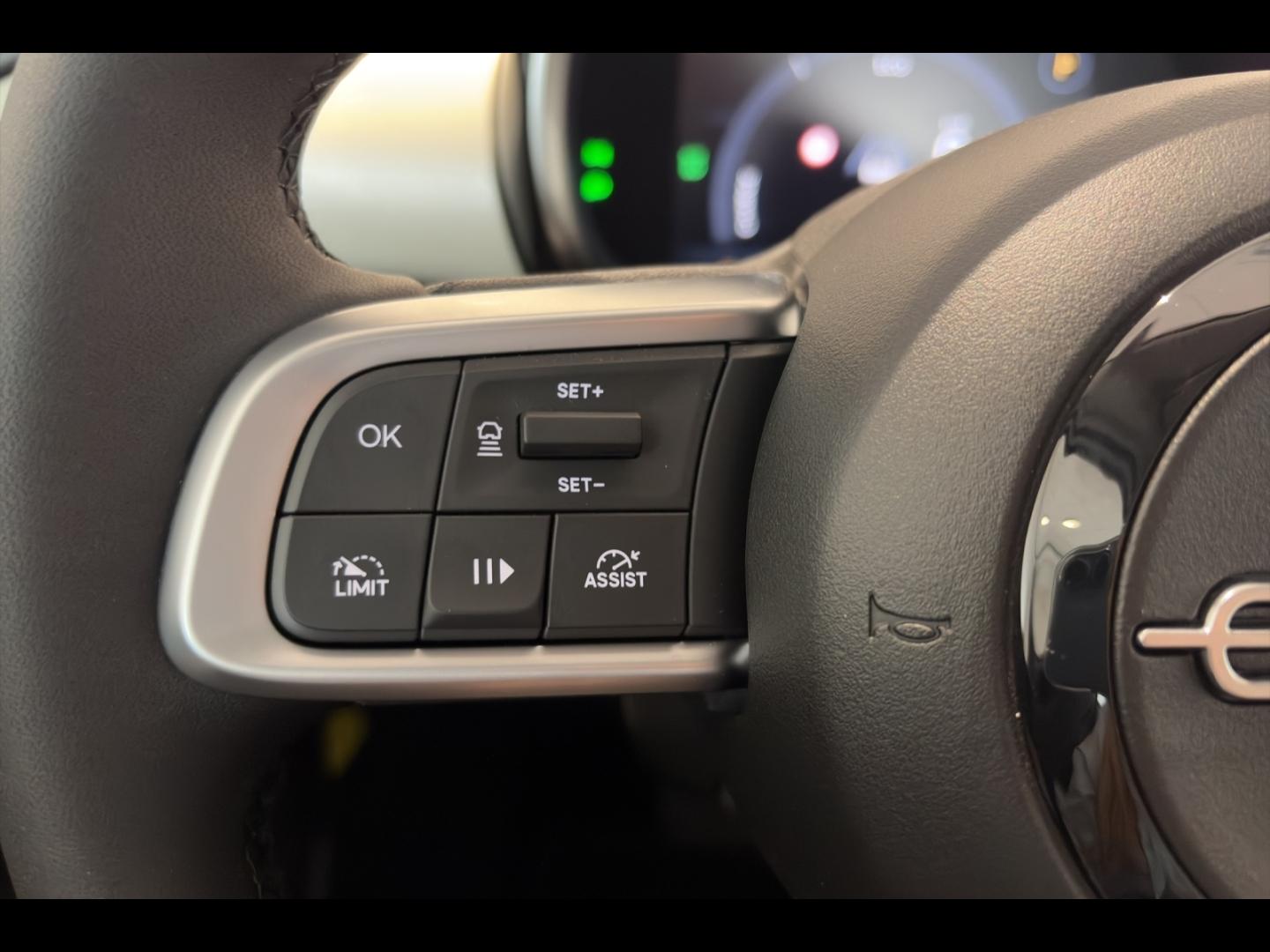 Image FIAT 600 e 156ch 54kWh La Prima