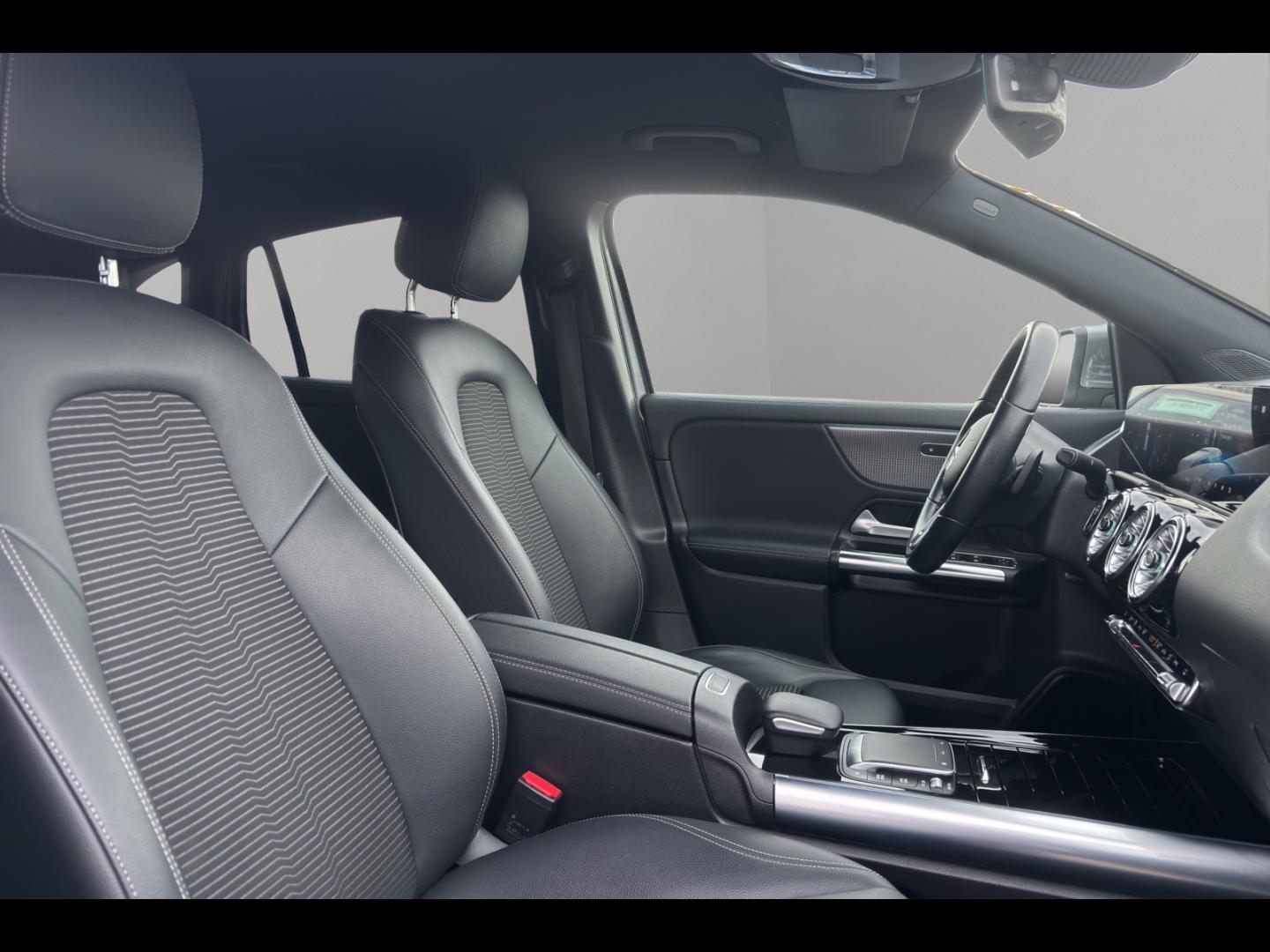 Image MERCEDES-BENZ GLA 200 d 150ch Business Line 8G-DCT
