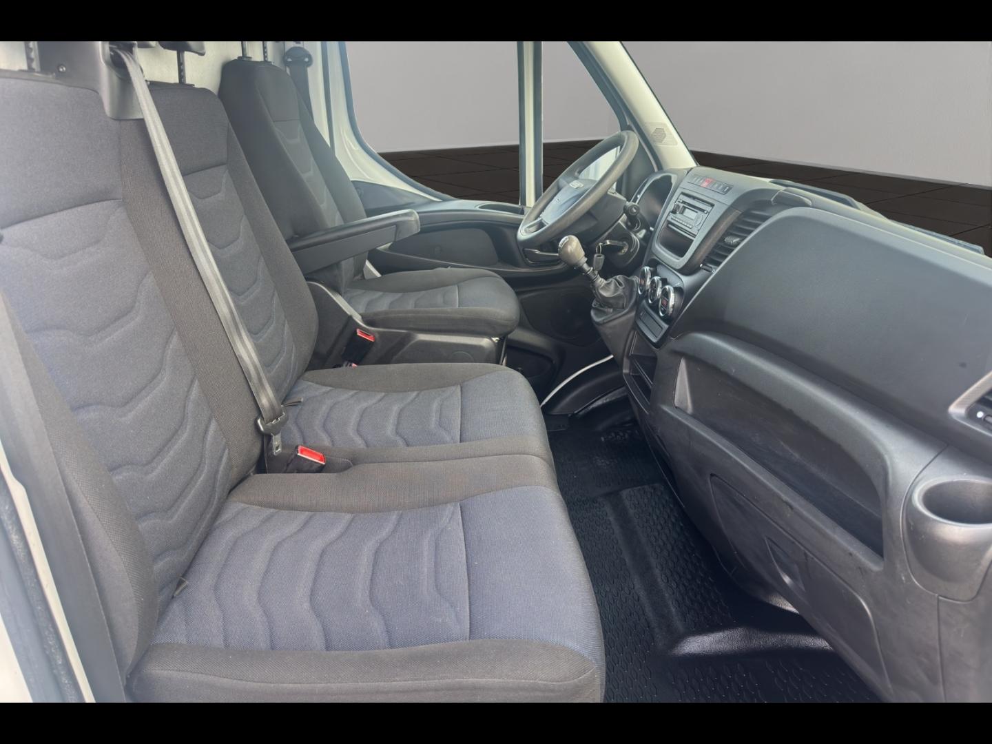 Image IVECO Daily 35S Fg 35S14H / Fourgon 12m3 / 2018 / 180285kms