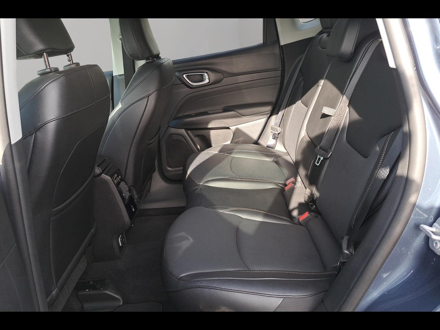 Image JEEP Compass 1.5 Turbo T4 130ch MHEV Summit 4x2 BVR7