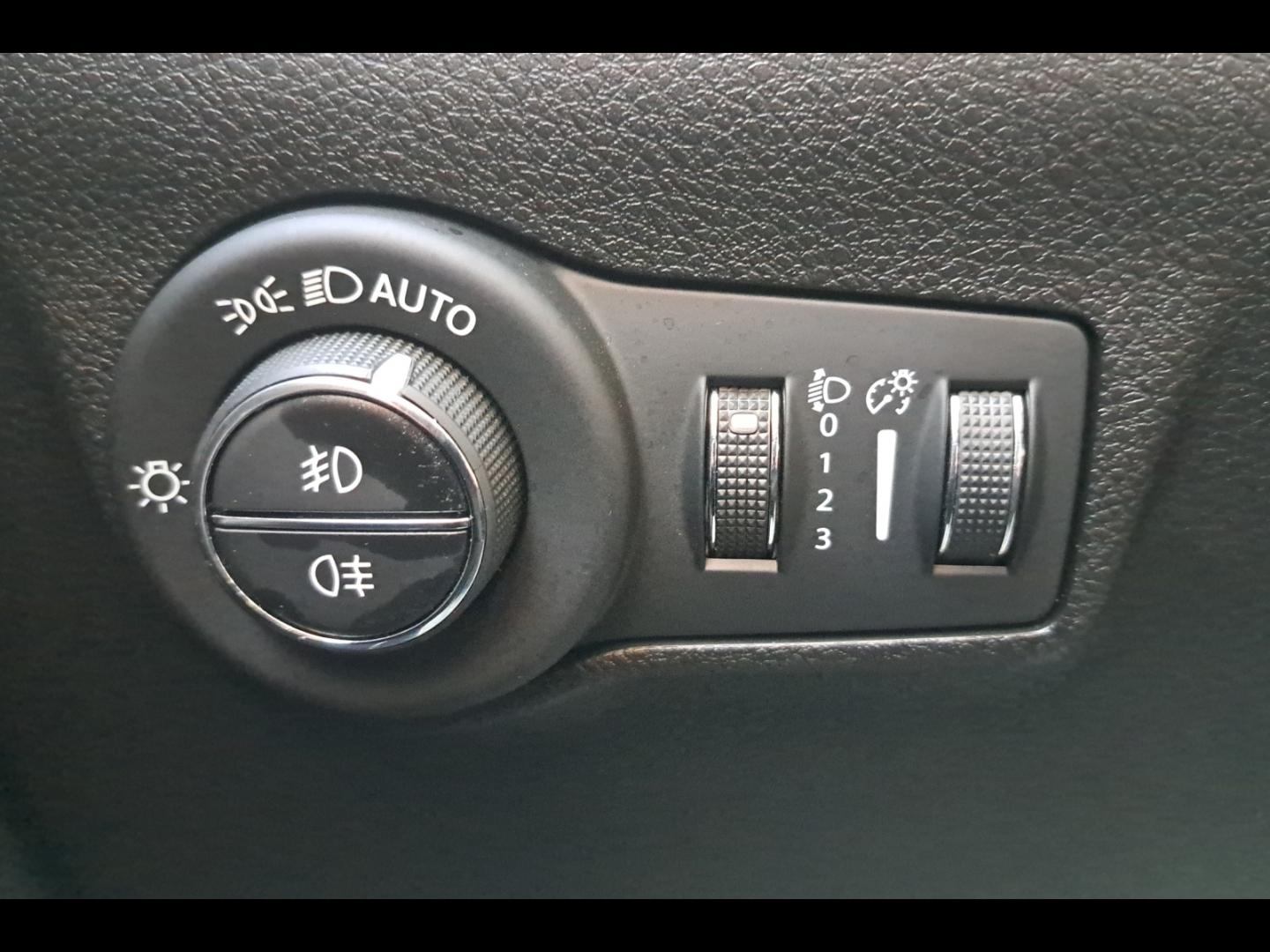 Image JEEP Compass 1.5 Turbo T4 130ch MHEV Summit 4x2 BVR7