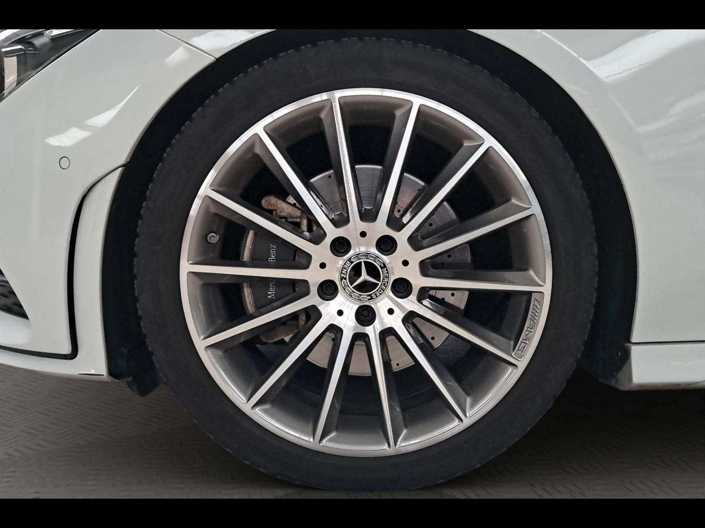 Image MERCEDES-BENZ CLA 200 163ch AMG Line 7G-DCT 9cv