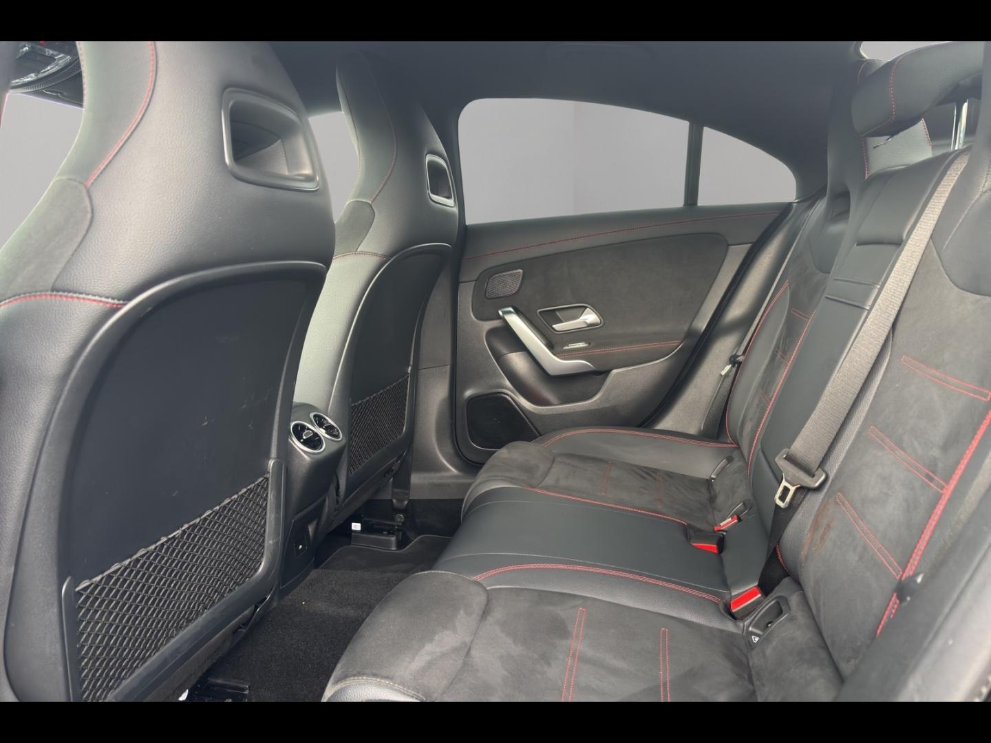 Image MERCEDES-BENZ CLA 200 d 150ch AMG Line 8G-DCT 8cv