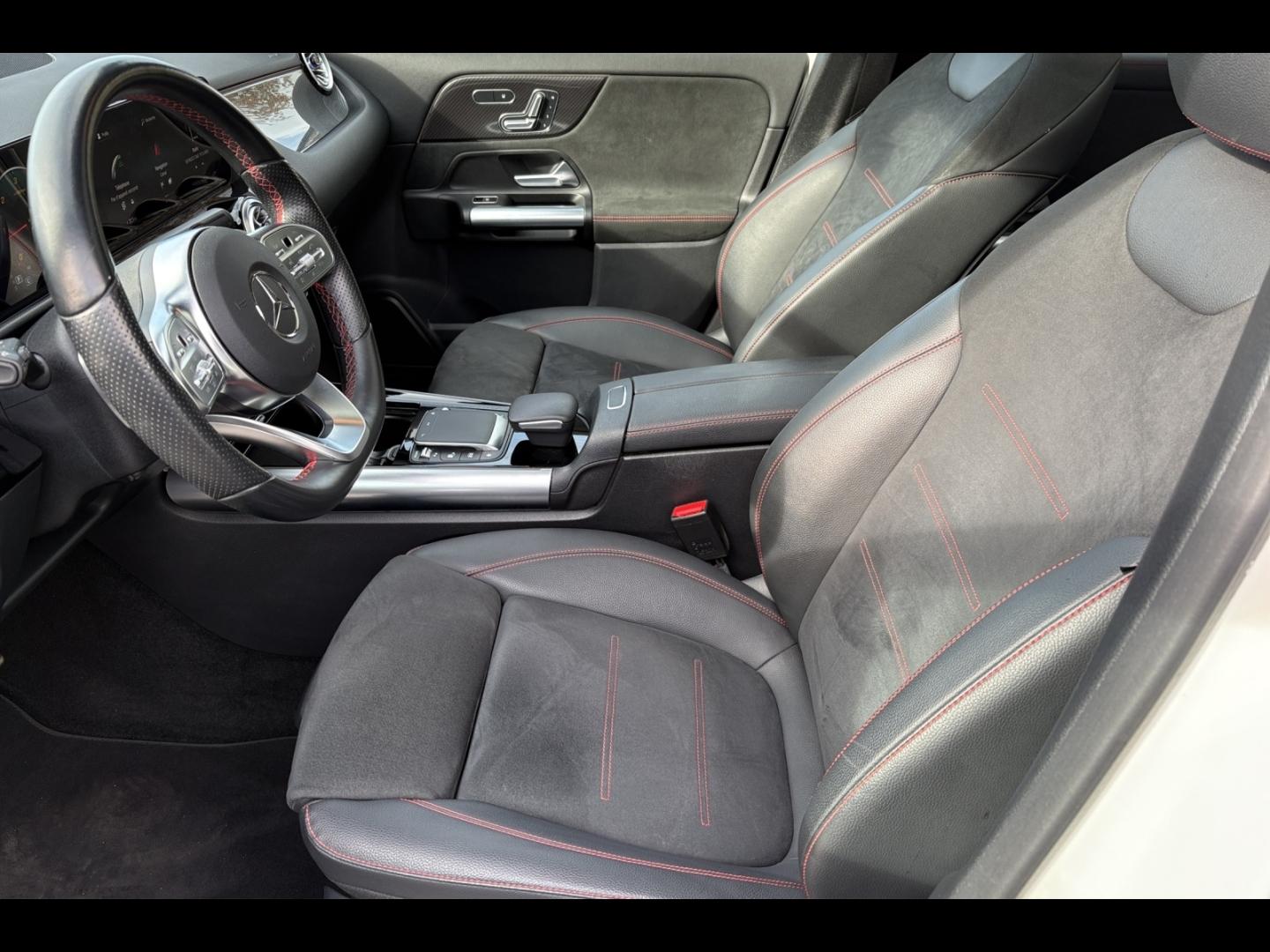 Image MERCEDES-BENZ GLA 200 d 150ch AMG Line 8G-DCT