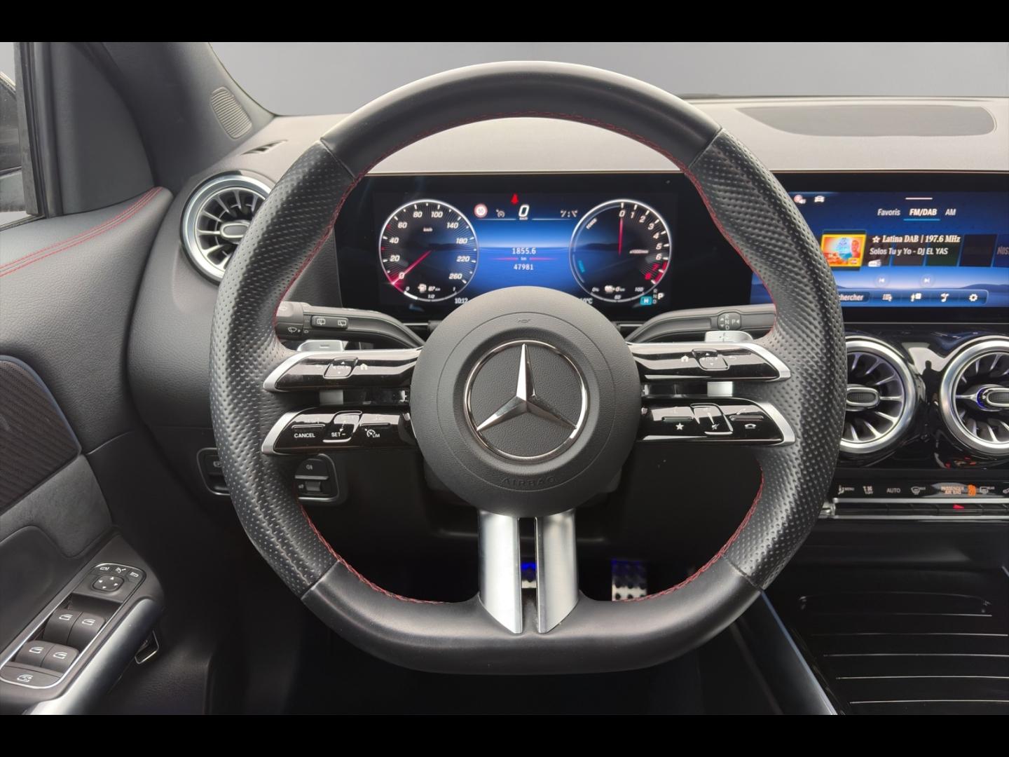 Image MERCEDES-BENZ GLA 250 e hybride rechargeable 218ch AMG Line 8G-DCT
