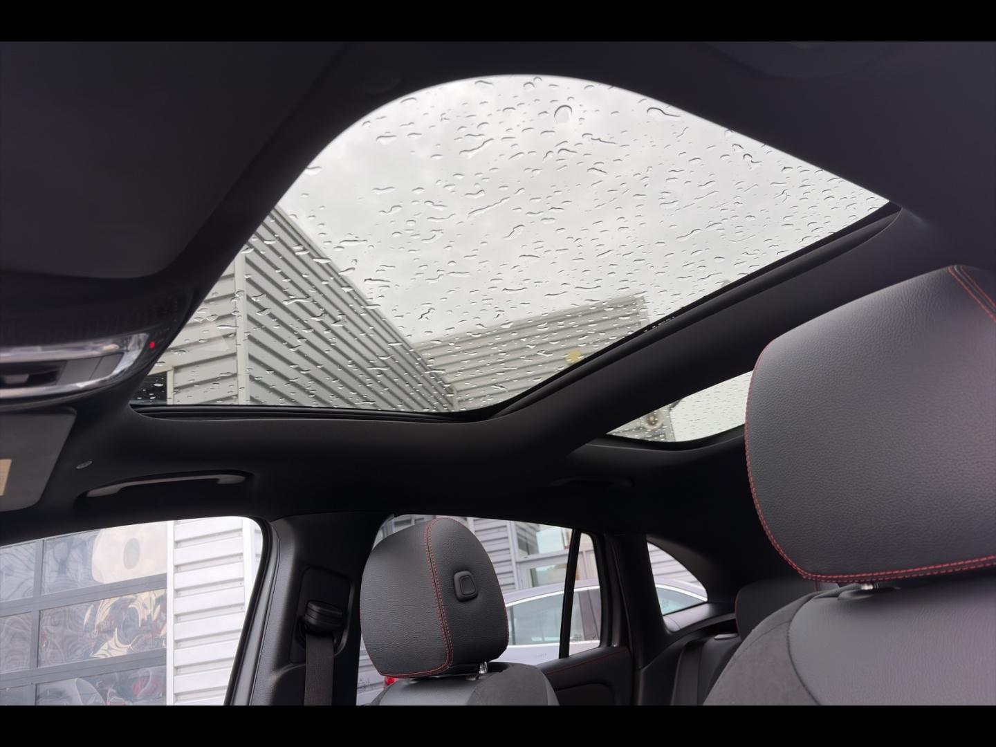 Image MERCEDES-BENZ GLA 250 e hybride rechargeable 218ch AMG Line 8G-DCT
