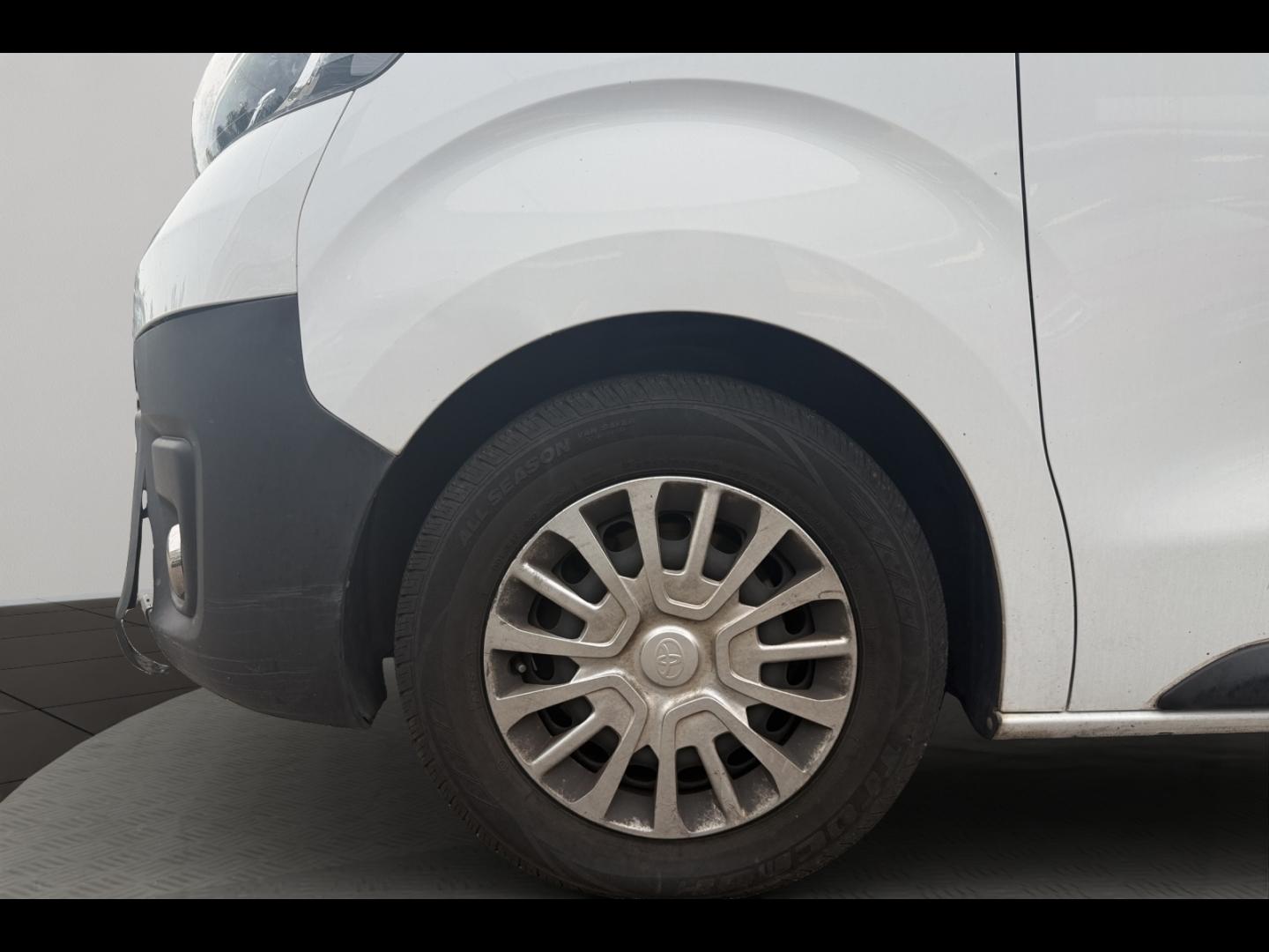 Image TOYOTA PROACE Medium 1.5 D-4D 120 Business RC23
