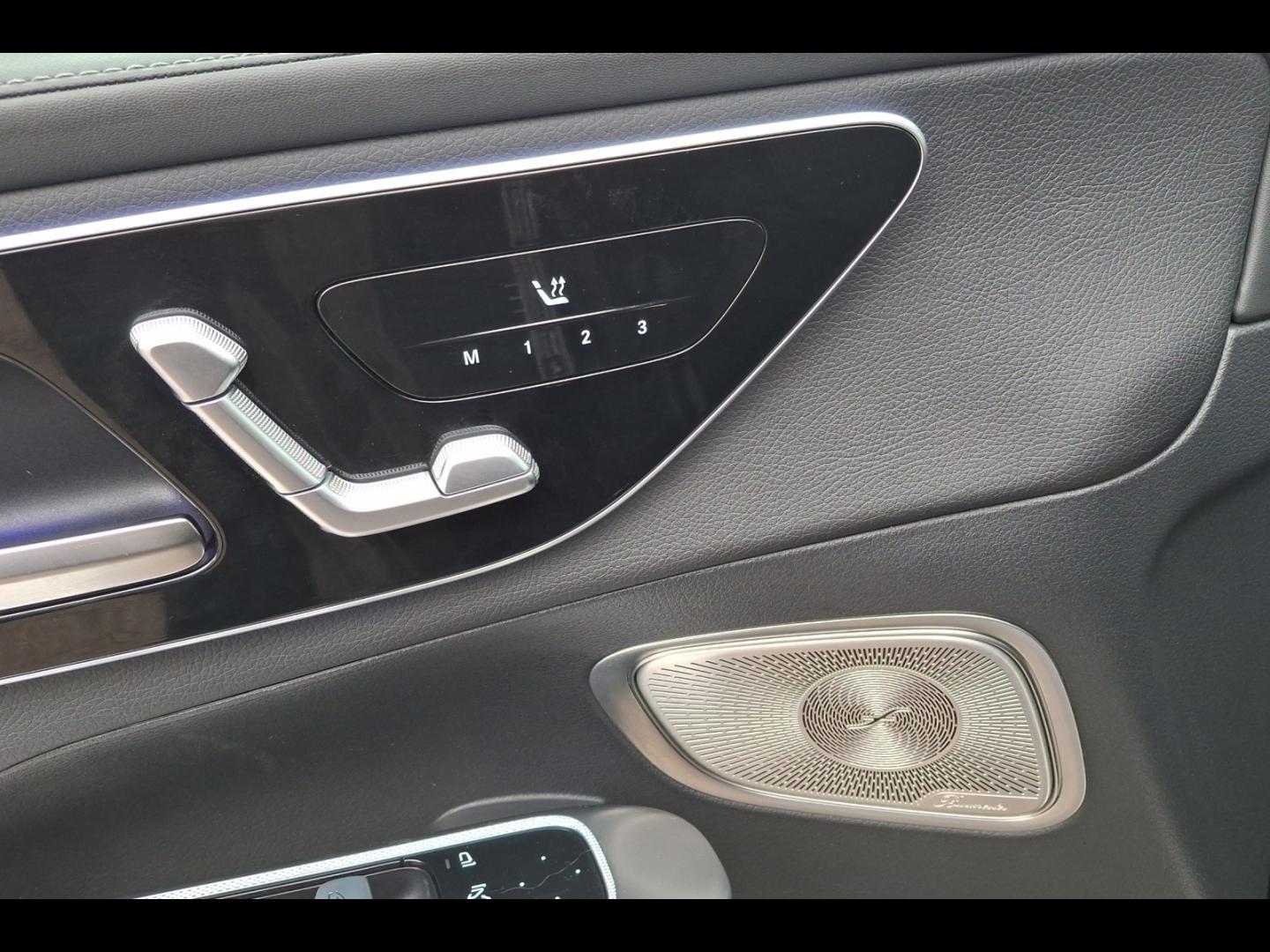 Image MERCEDES-BENZ GLC 300 de Hybrid 333ch AMG Line 4Matic 9G-Tronic