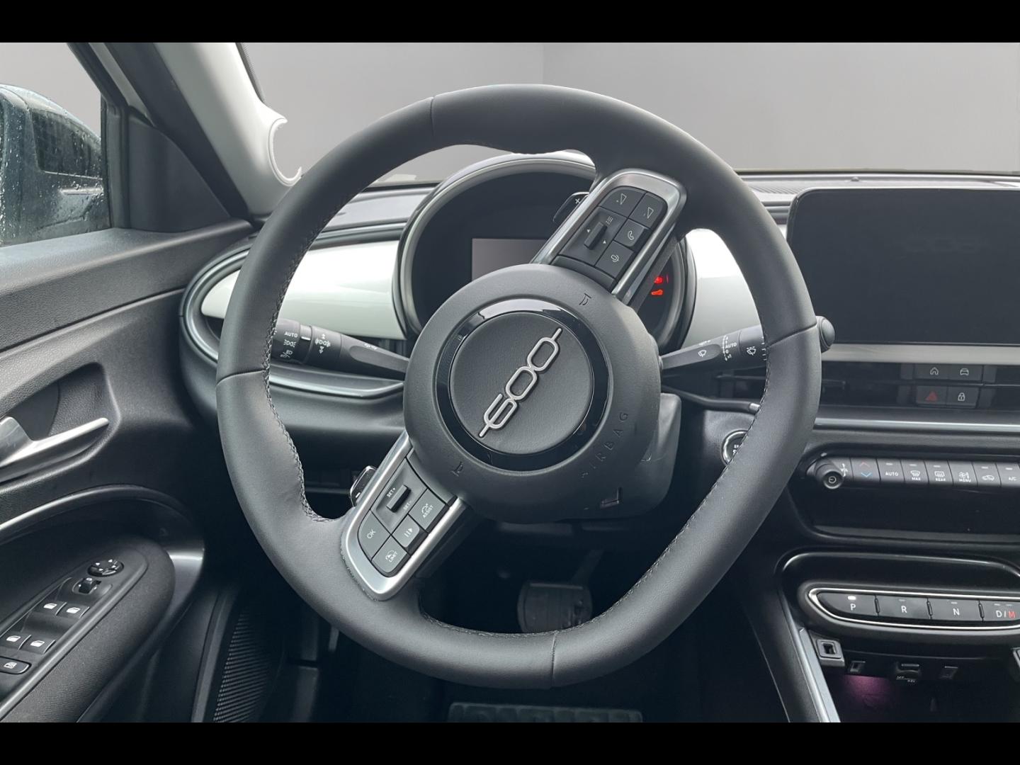 Image FIAT 600 1.2 Hybrid Turbo 145ch Pop eDCT6 Step 2