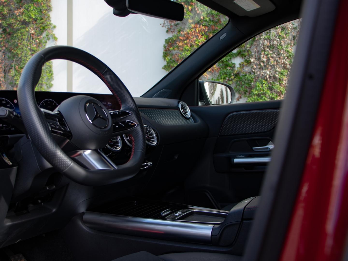Image MERCEDES-BENZ GLA 200 163ch AMG Line 7G-DCT