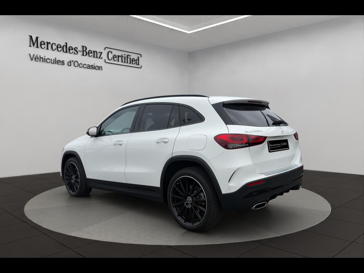 Image MERCEDES-BENZ GLA 250 e 160+102ch AMG Line 8G-DCT