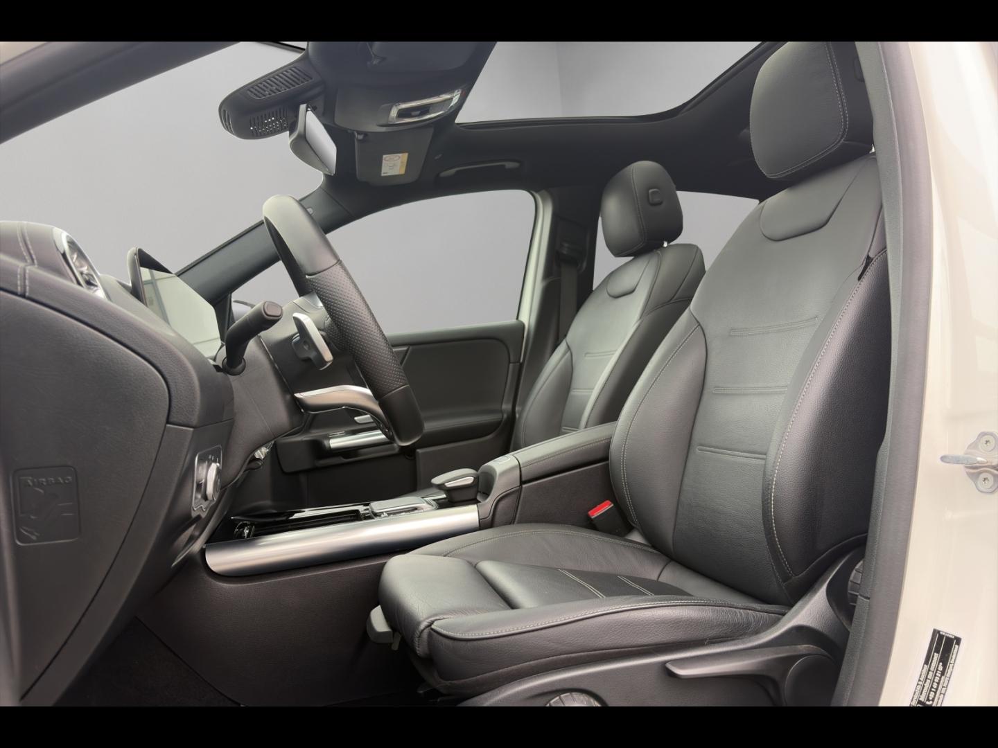Image MERCEDES-BENZ GLA 250 e 160+102ch AMG Line 8G-DCT