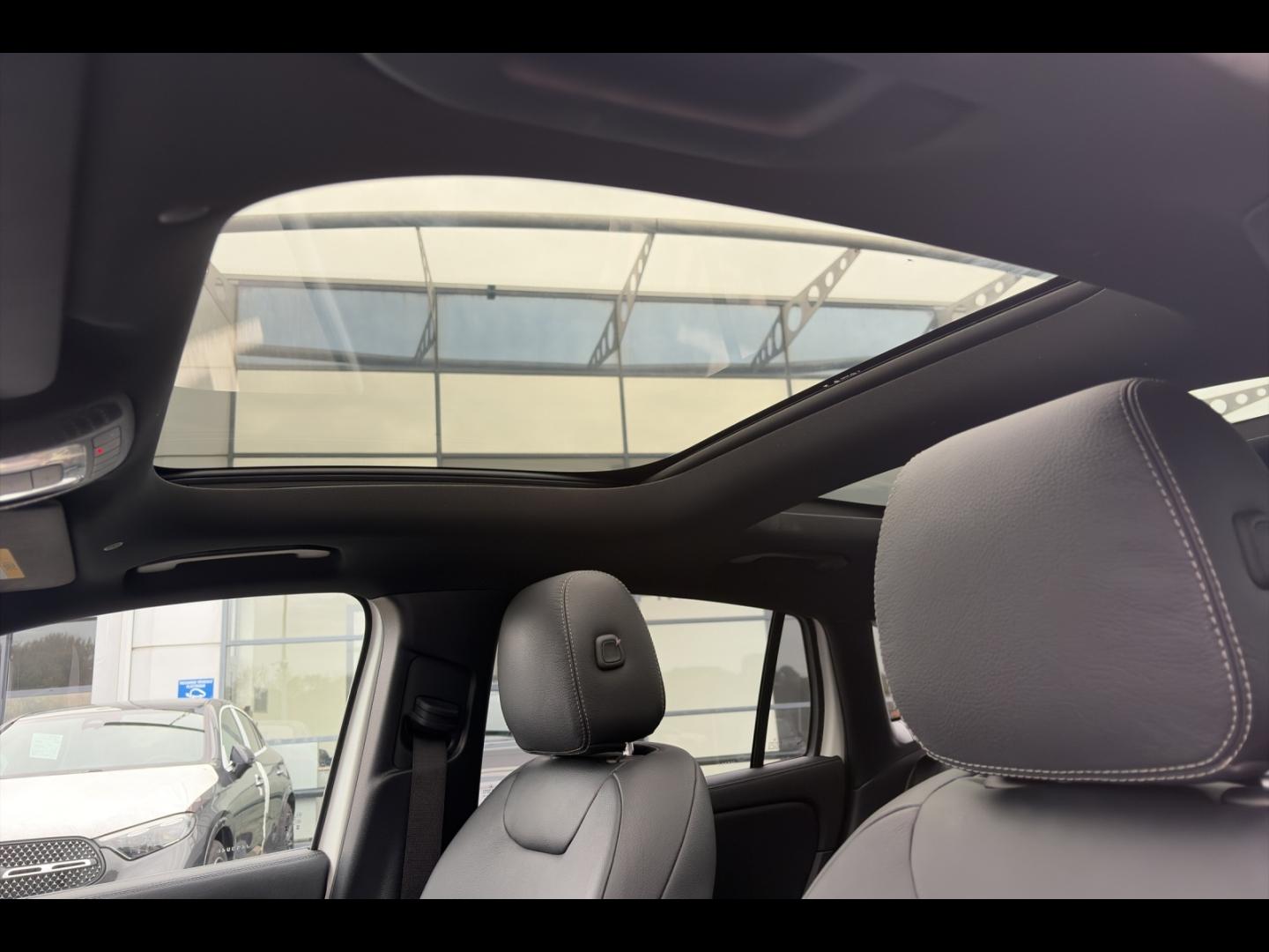 Image MERCEDES-BENZ GLA 250 e 160+102ch AMG Line 8G-DCT
