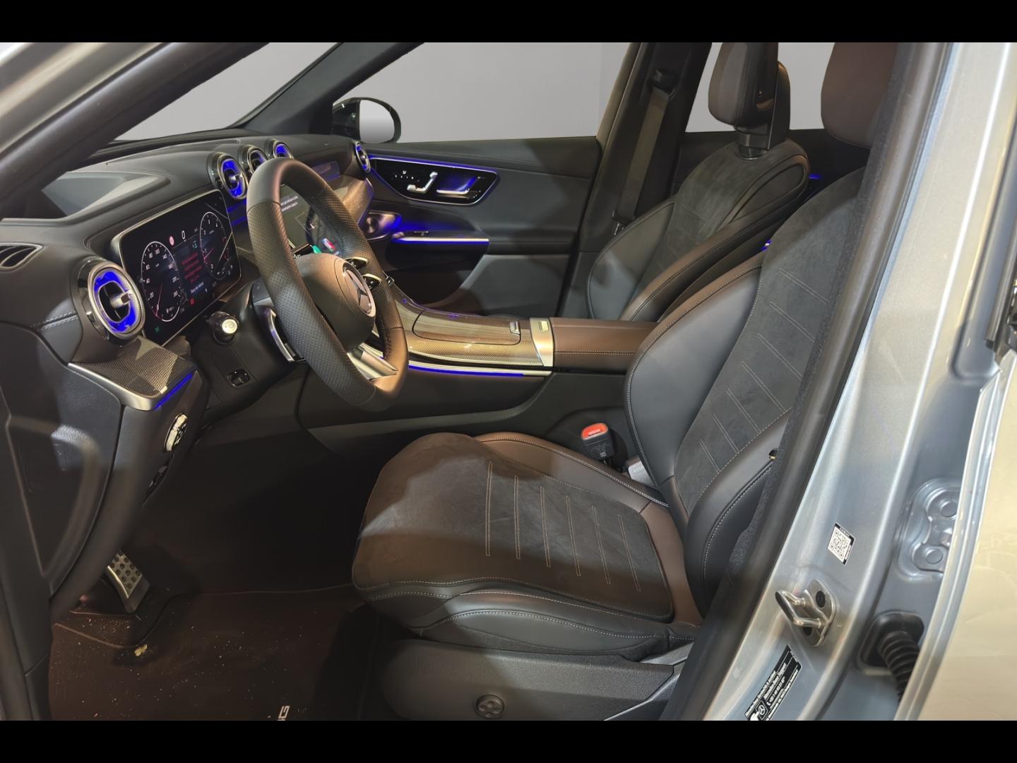 Image MERCEDES-BENZ GLC 220 d 197ch AMG Line 4Matic 9G-Tronic