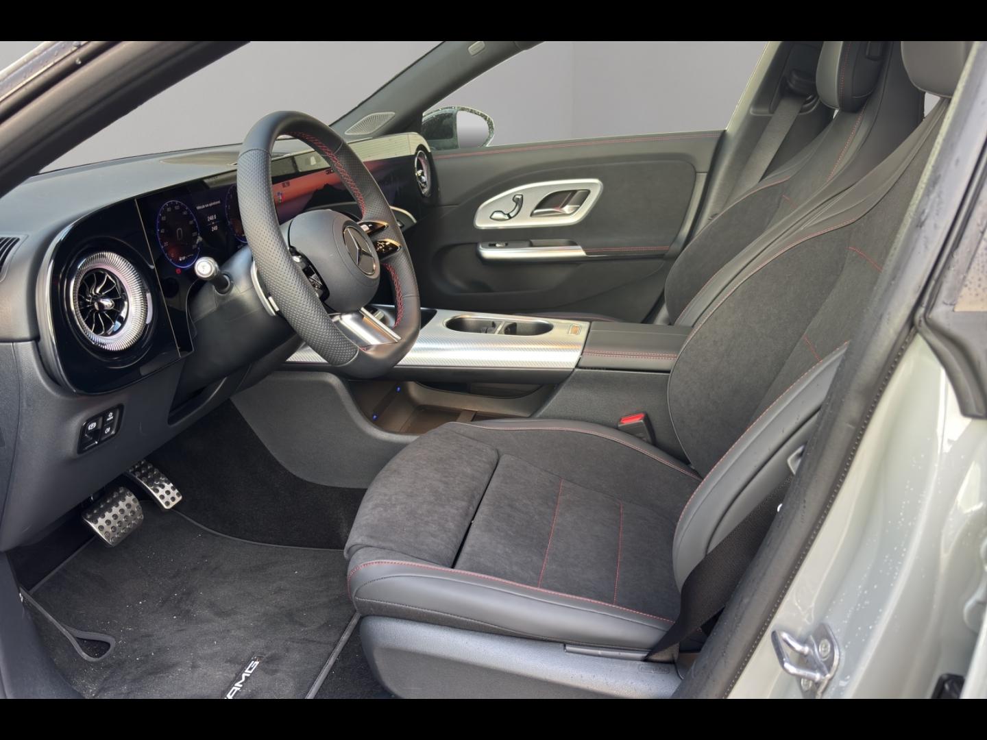 Image MERCEDES-BENZ CLA 200 163+30ch AMG Line 8G-eDCT
