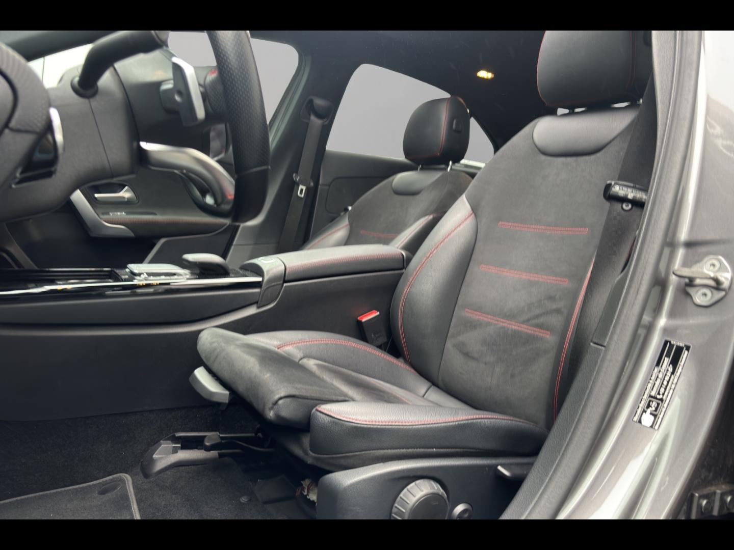 Image MERCEDES-BENZ Classe A Berline 200 d 150ch AMG Line 8G-DCT