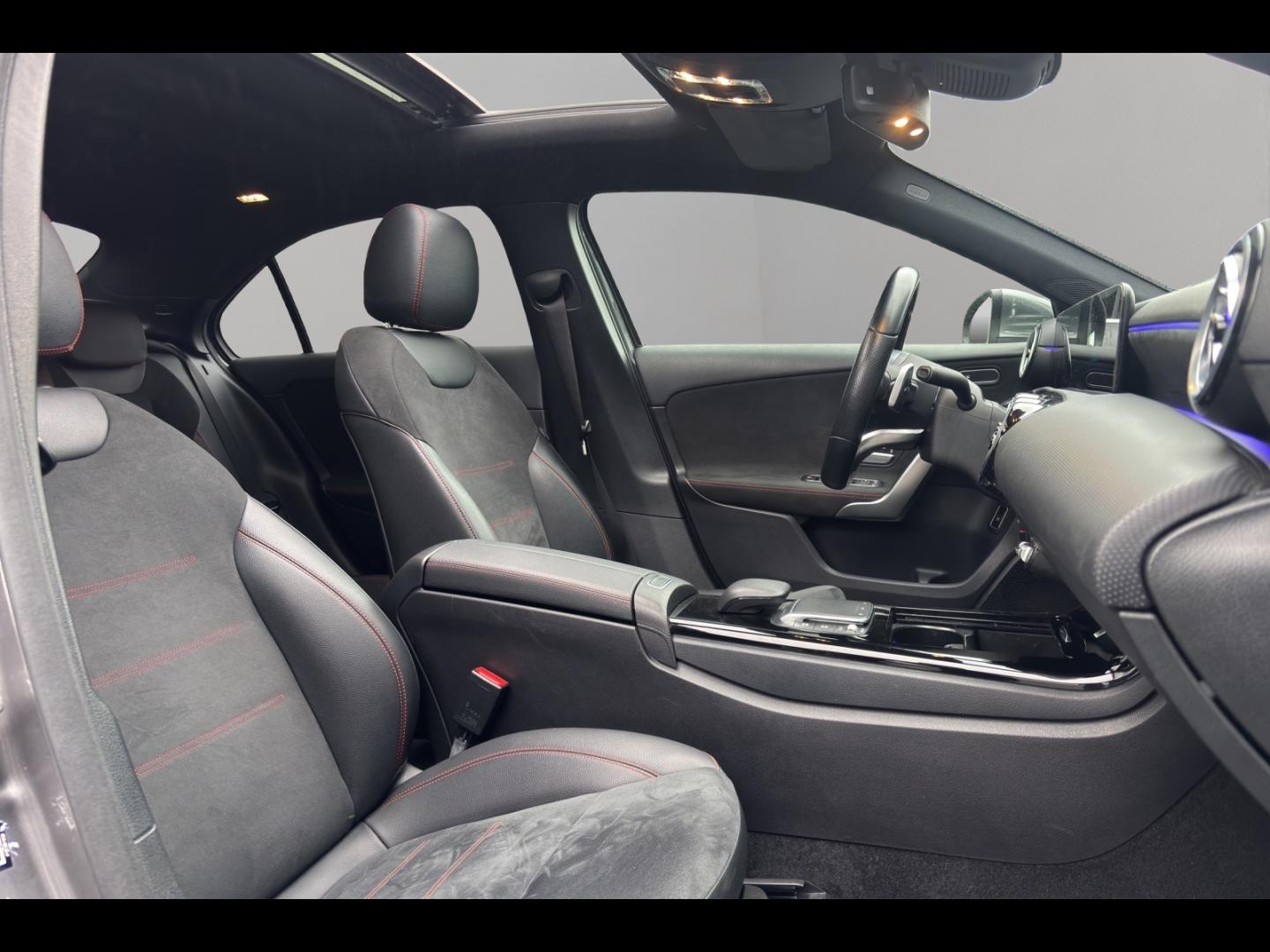 Image MERCEDES-BENZ Classe A Berline 200 d 150ch AMG Line 8G-DCT