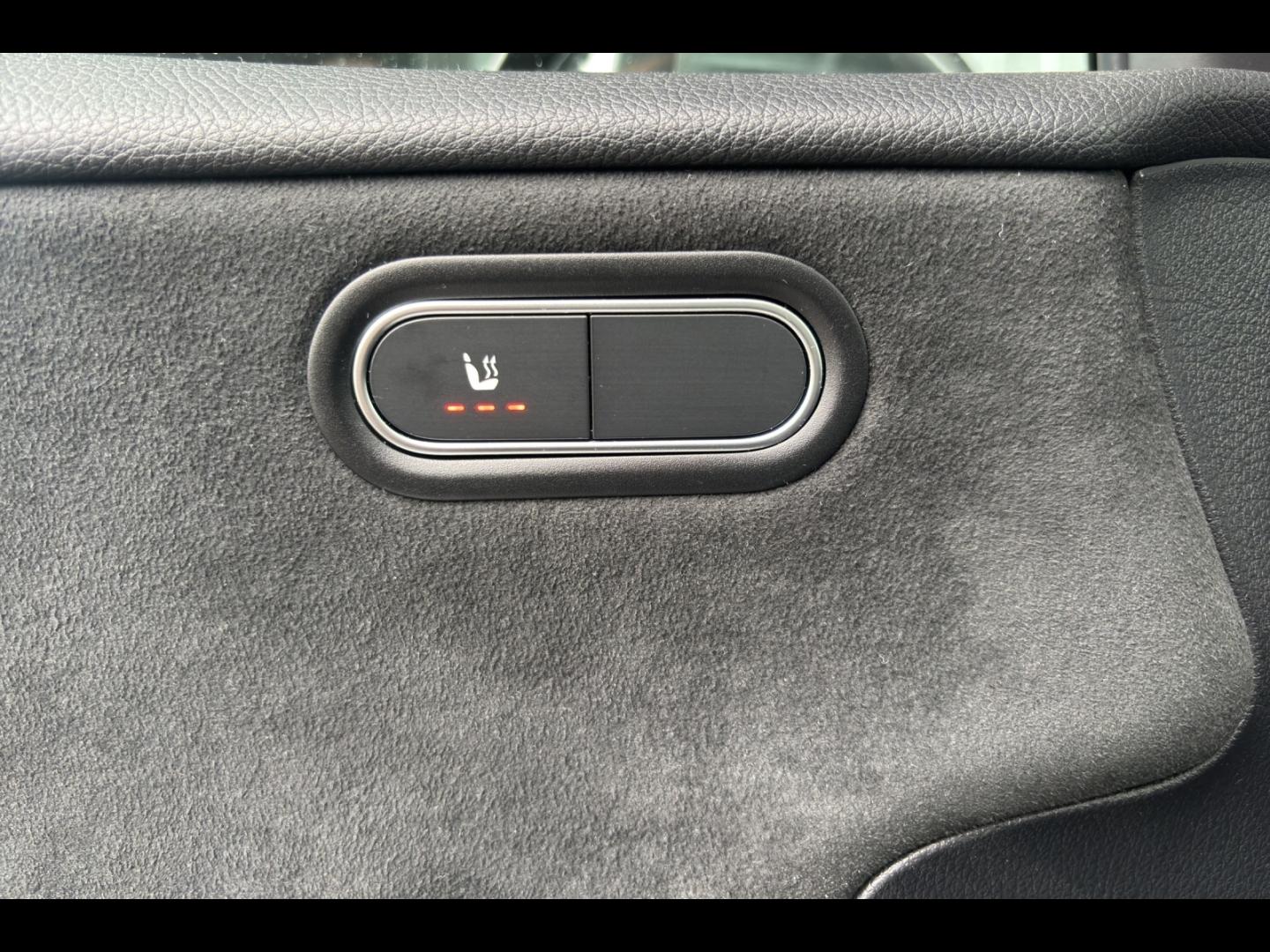 Image MERCEDES-BENZ Classe A Berline 200 d 150ch AMG Line 8G-DCT