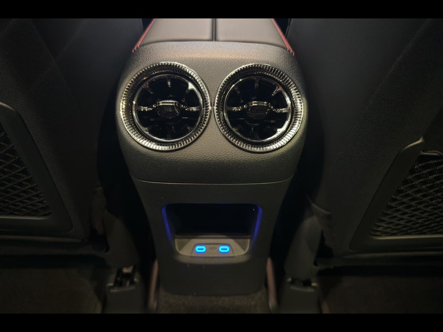 Image MERCEDES-BENZ GLB 250+ EQ 272ch AMG Line