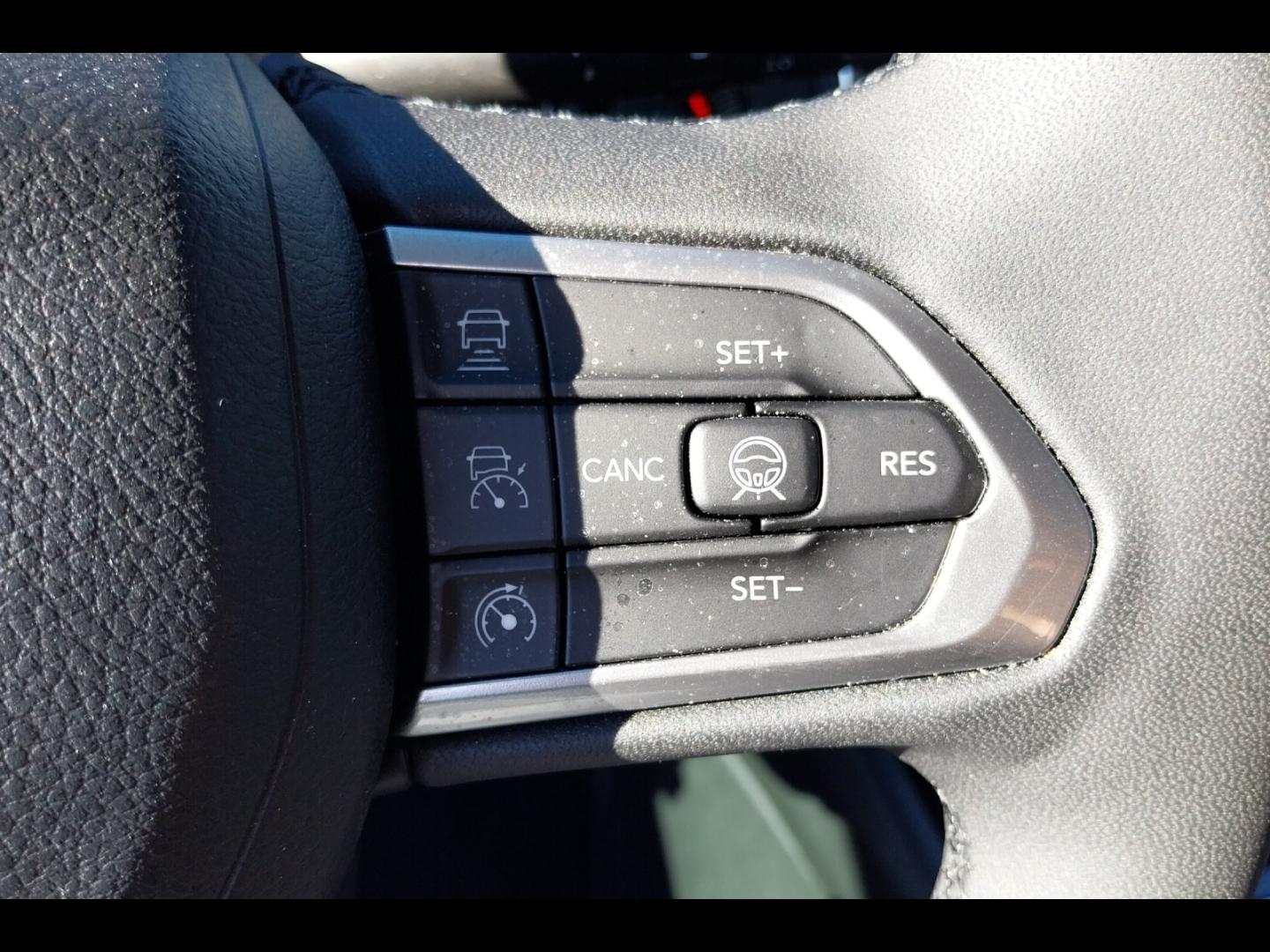 Image JEEP Compass 1.5 Turbo T4 130ch MHEV Summit 4x2 BVR7
