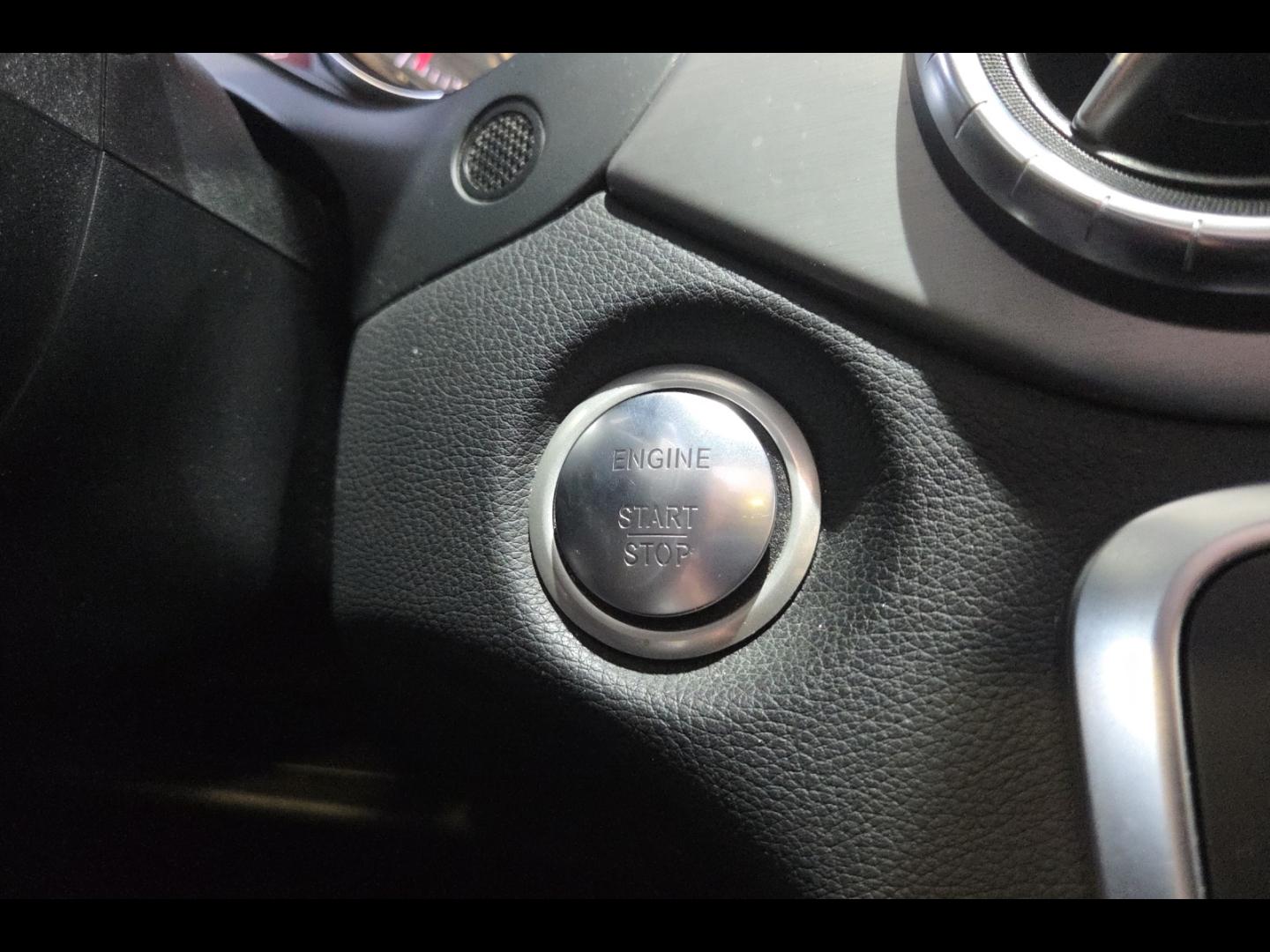 Image MERCEDES-BENZ CLA 200 d Fascination 7G-DCT