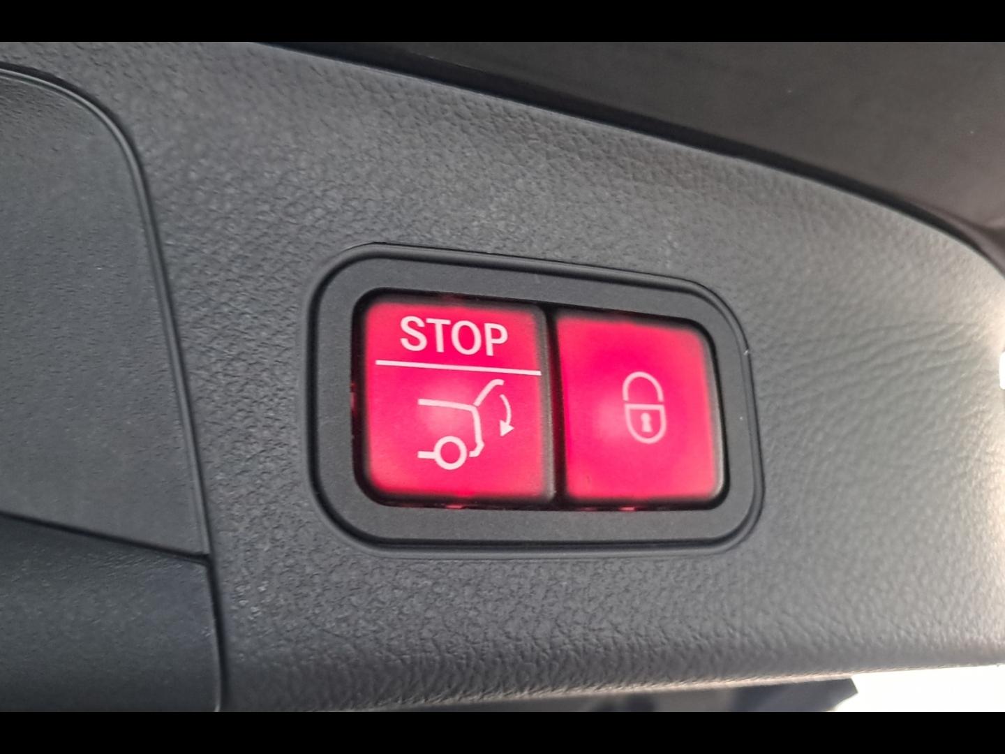 Image MERCEDES-BENZ GLA 250 e hybride rechargeable 218ch Progressive Line 8G-DCT