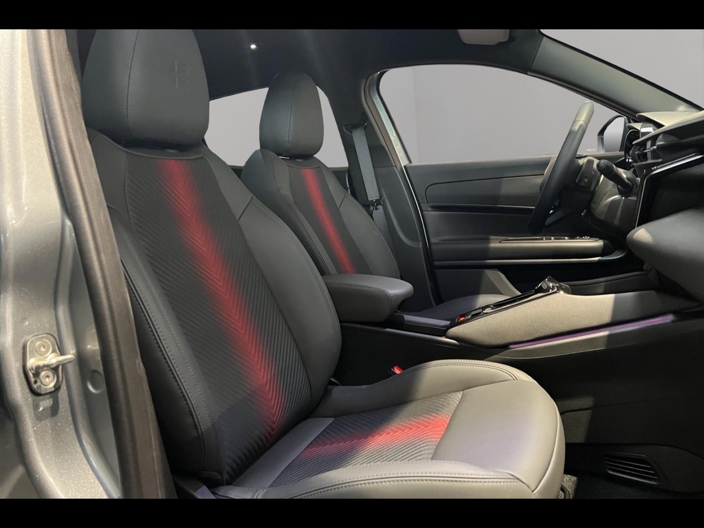 Image ALFA ROMEO Junior 1.2 Ibrida 145ch Speciale e-DCT6