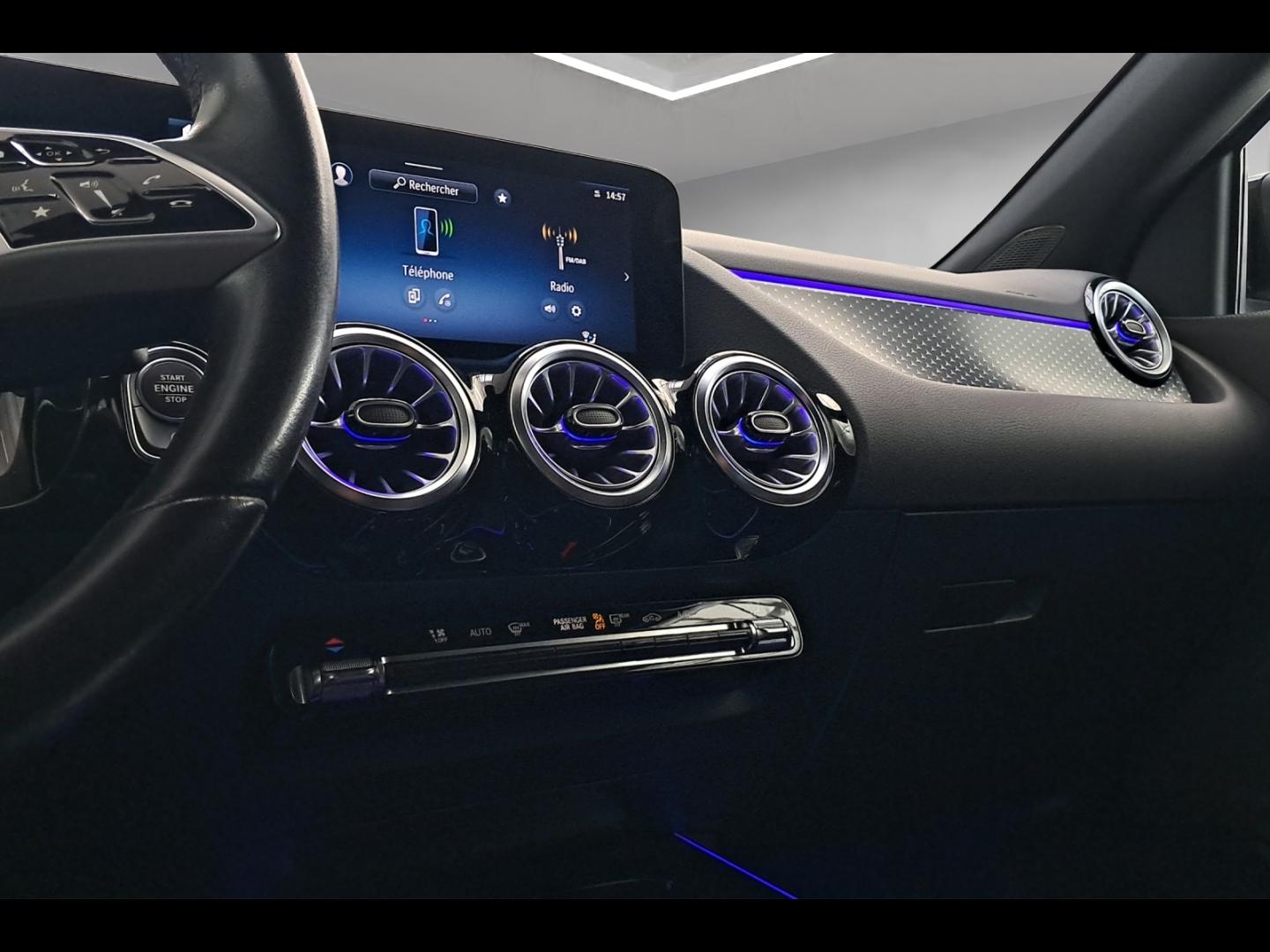 Image MERCEDES-BENZ GLA 200 d 150ch Progressive Line 8G-DCT