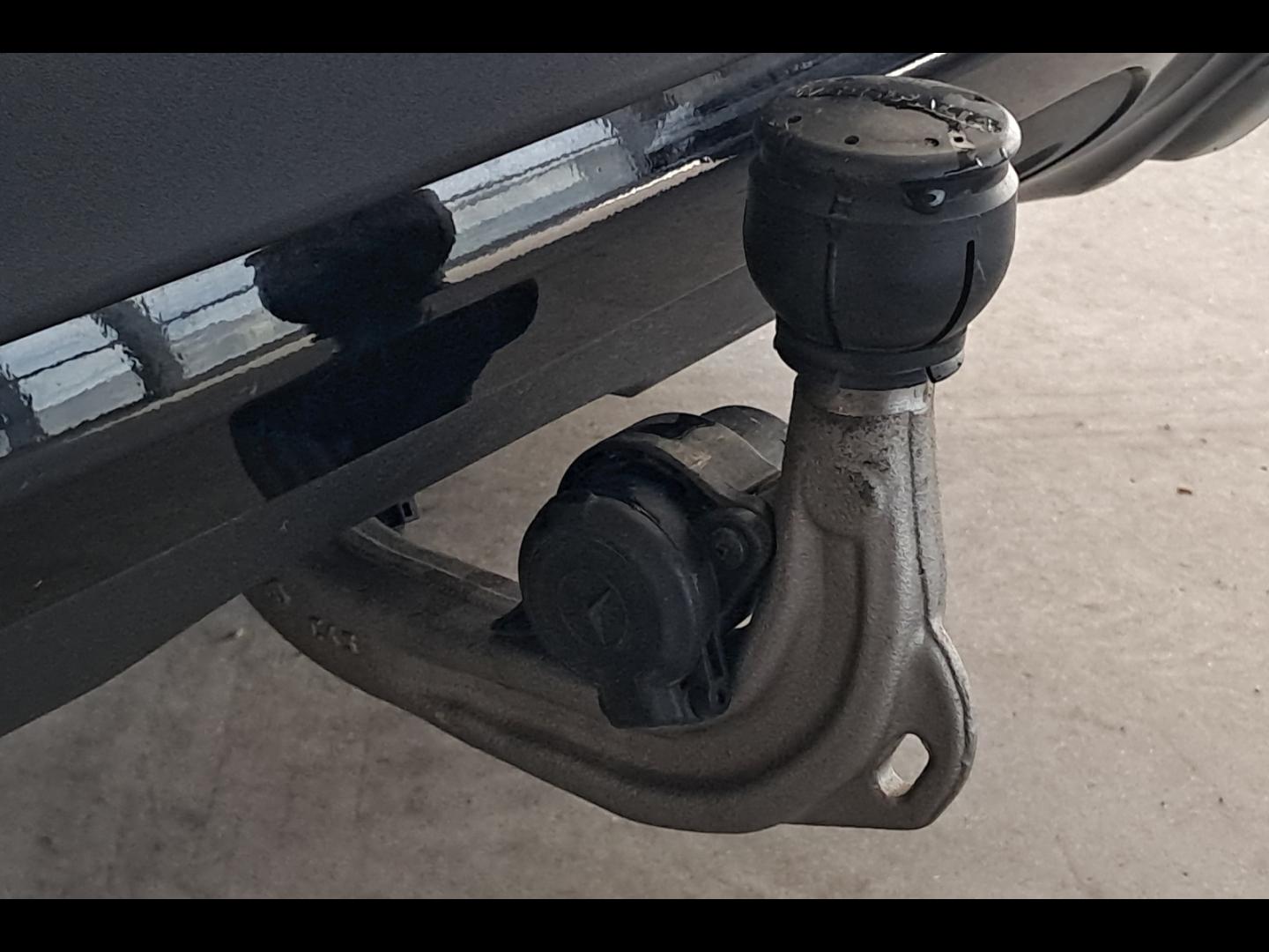 Image MERCEDES-BENZ GLA 200 d 150ch Progressive Line 8G-DCT