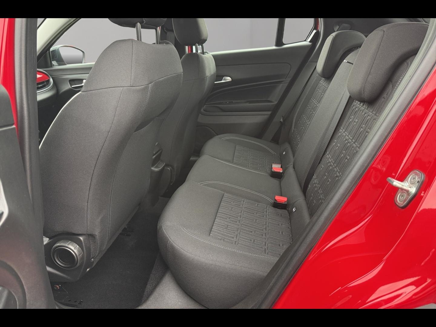 Image FIAT 600 1.2 Hybrid Turbo 145ch Pop eDCT6 Step 2