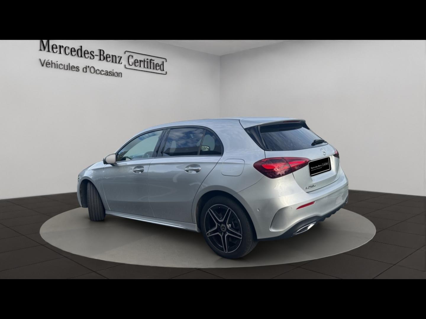 Image MERCEDES-BENZ Classe A 250 e 163+109ch AMG Line 8G-DCT