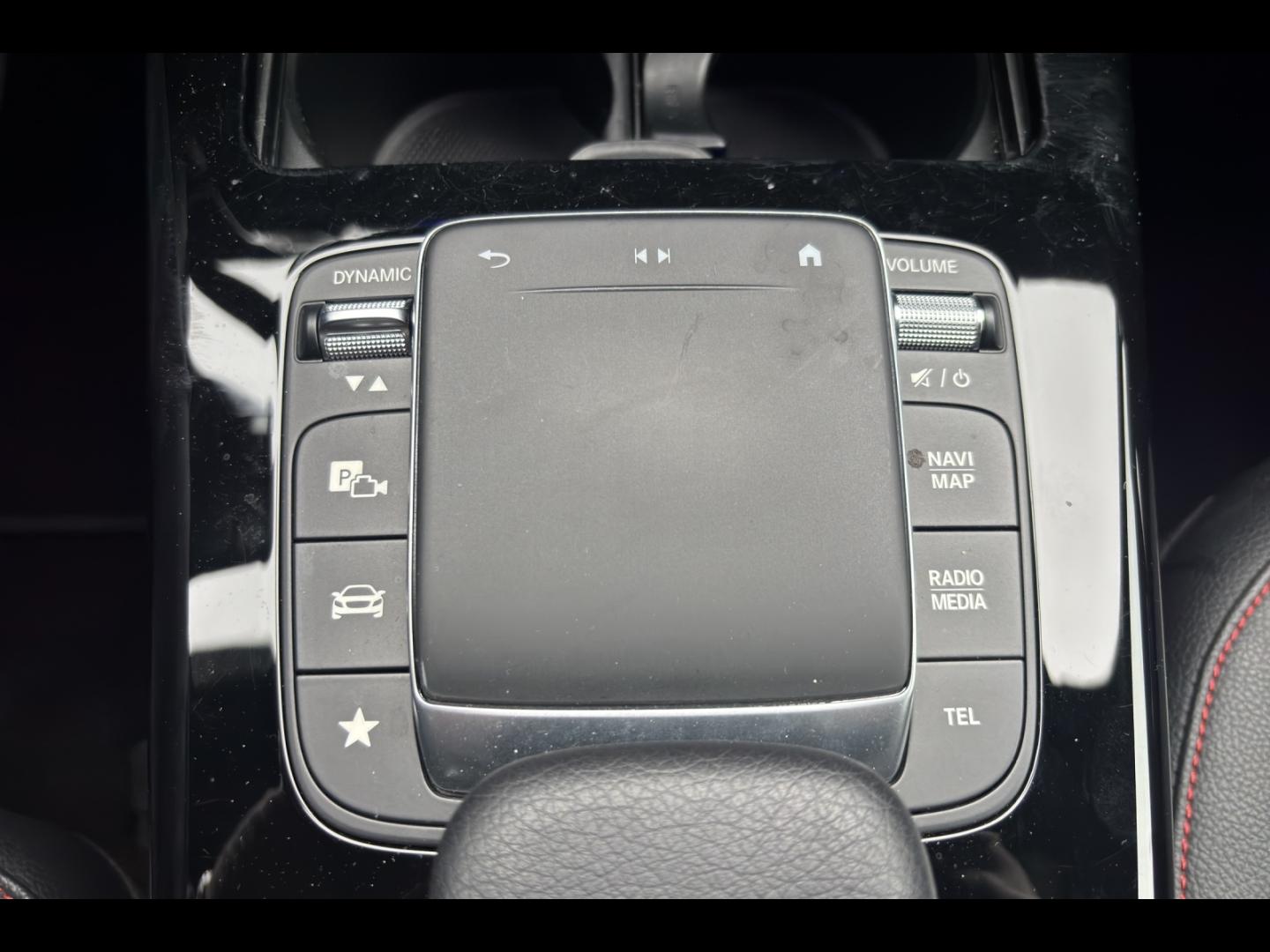 Image MERCEDES-BENZ Classe A Berline 250 e 160+102ch AMG Line 8G-DCT 8cv