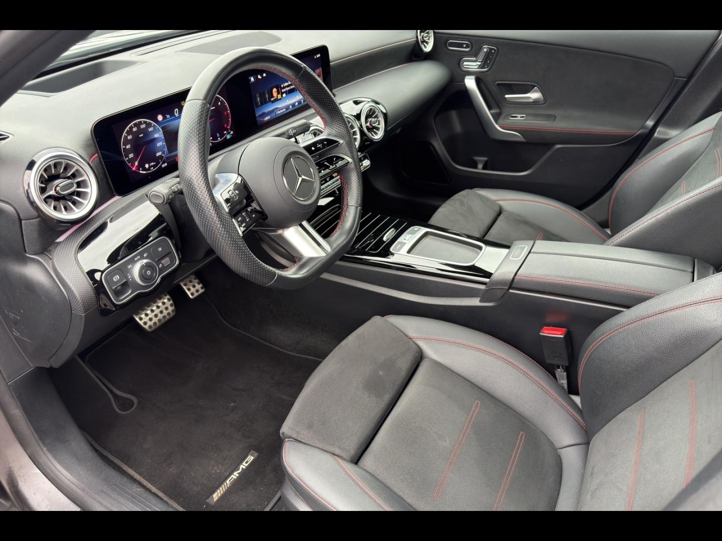 Image MERCEDES-BENZ Classe A 200 d 150ch AMG Line 8G-DCT