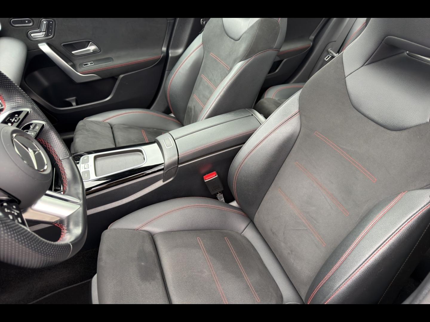 Image MERCEDES-BENZ Classe A 200 d 150ch AMG Line 8G-DCT
