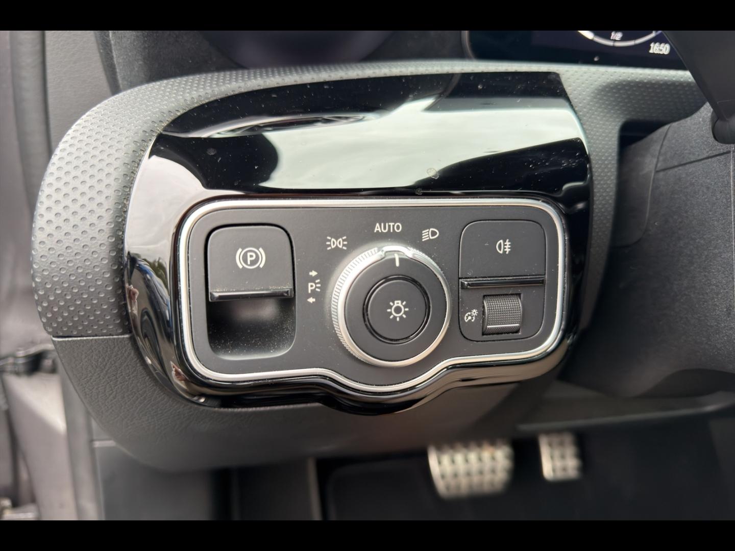 Image MERCEDES-BENZ Classe A 200 d 150ch AMG Line 8G-DCT
