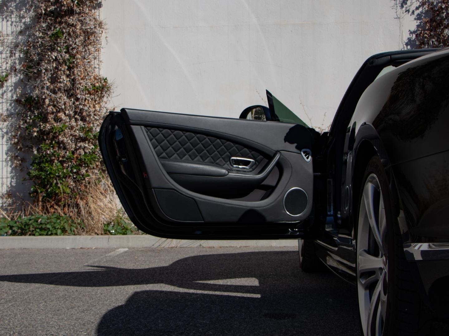 Image BENTLEY CONTINENTAL GTC V8 S 4.0 527ch
